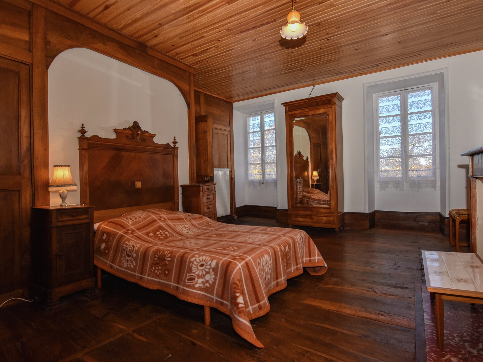 Authentiek vakantiehuis uit 1875 in Montfaucon met bosrijke tuin - foto 14