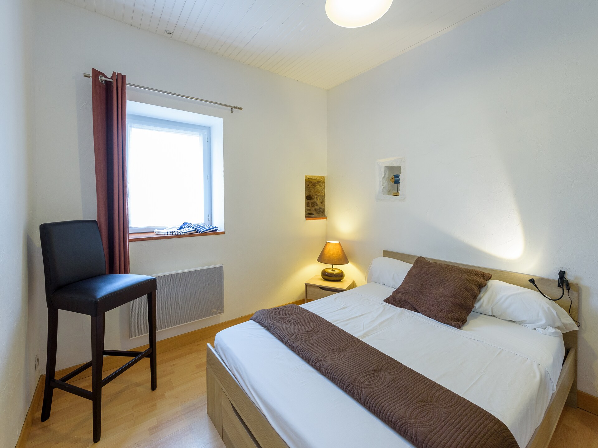Ruim vakantiehuis voor 12 personen met privézwembad, op 4 km van zee - foto 10