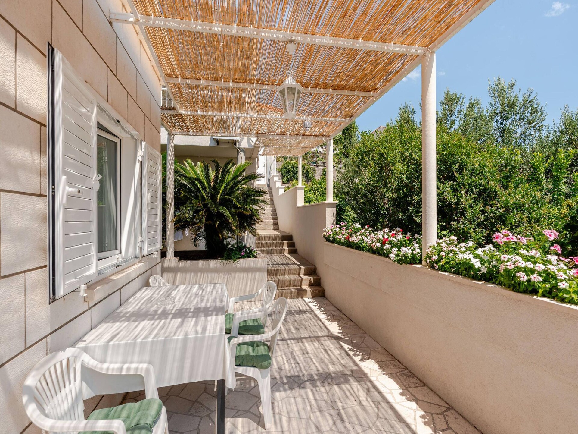 Op 300 m van het strand: Ruim appartement in Dubrovnik - foto 30