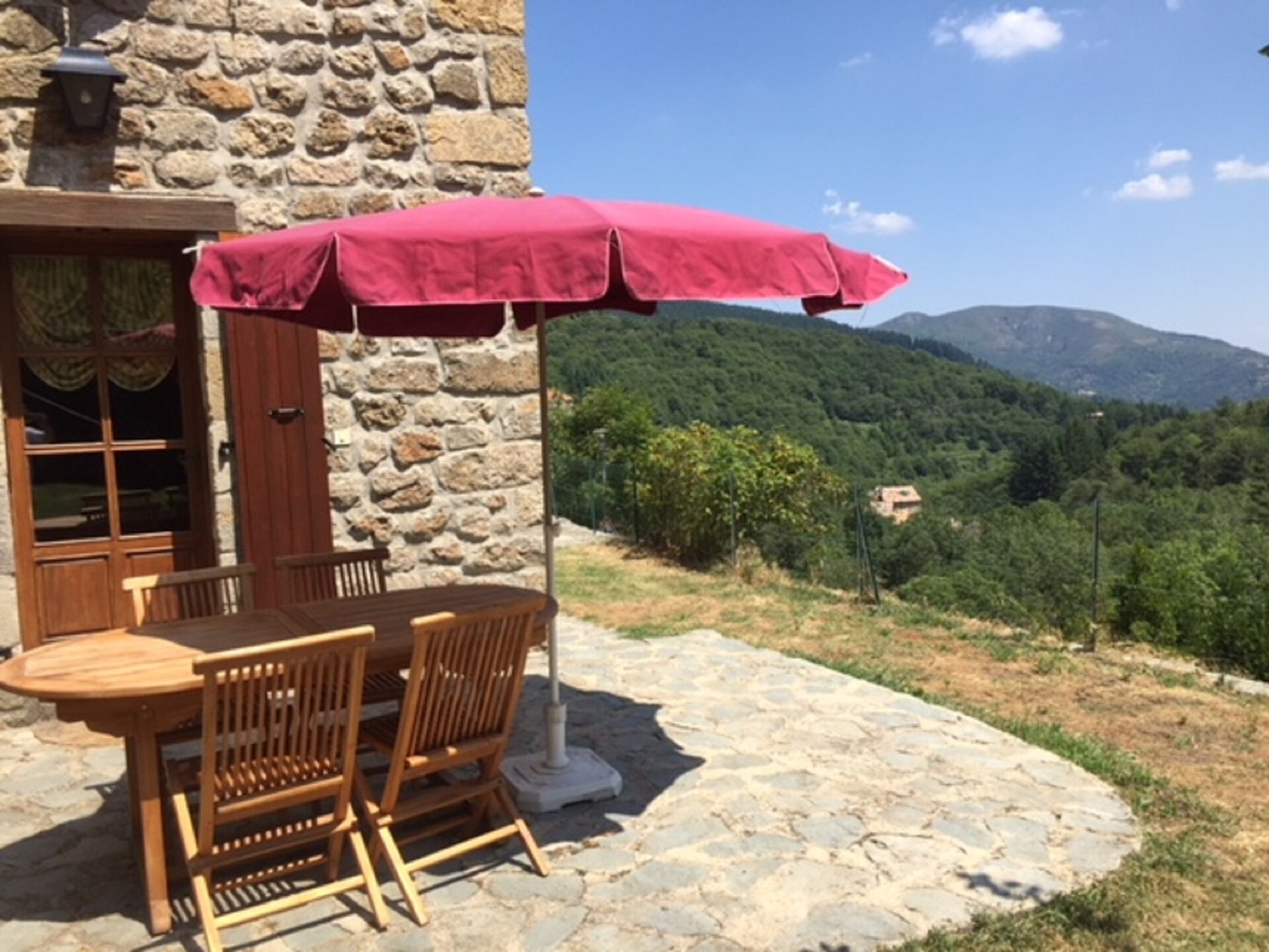 Stenen vakantiehuis met airco, tuin & uitzicht in Saint-Julien-du-Gua - foto 20