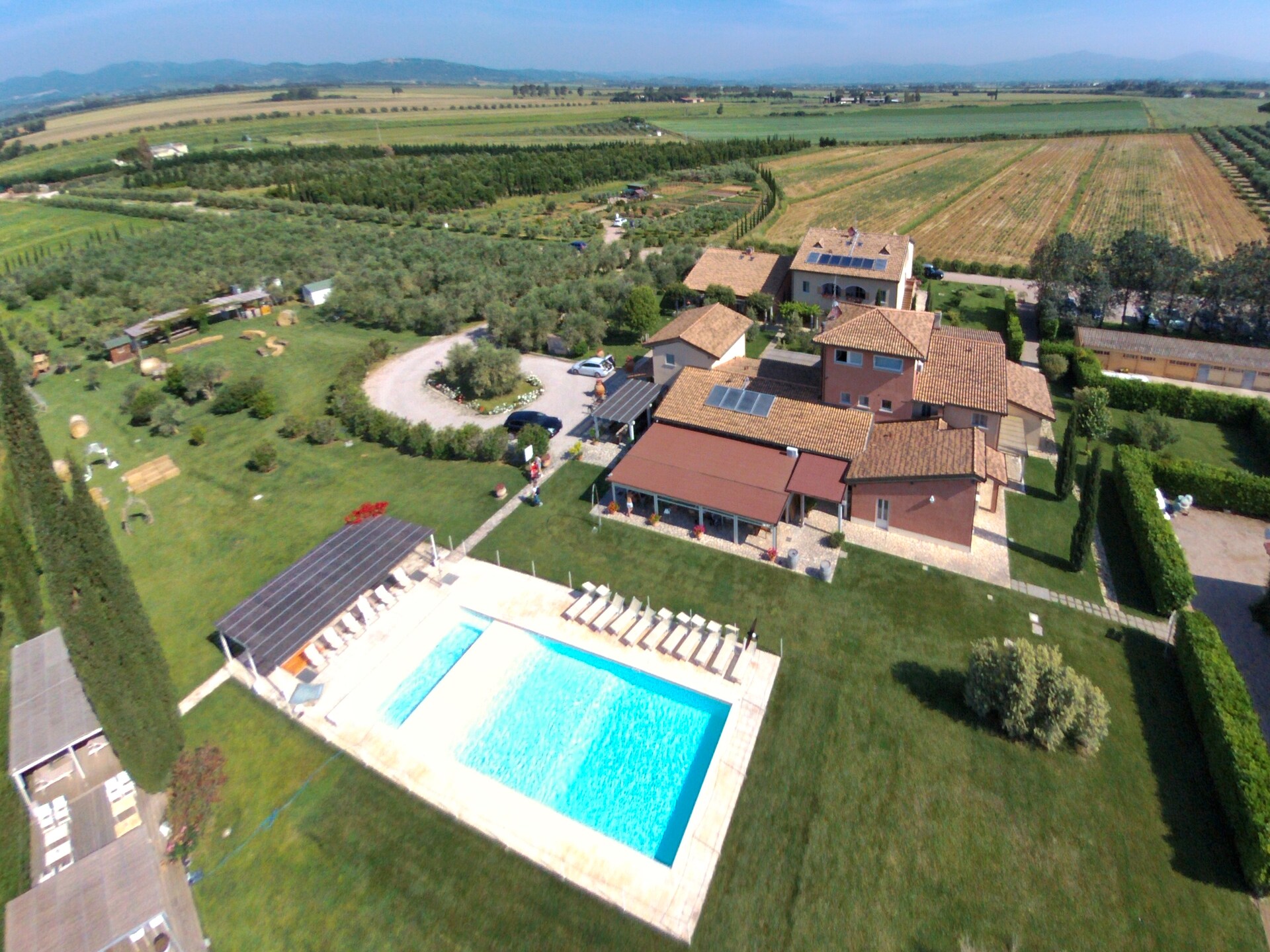 Zonnig vakantiehuis nabij Toscaanse kust met zwembad en wellness - foto 2