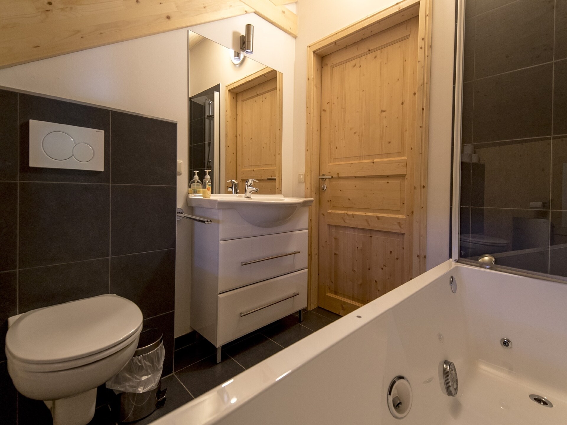 Chalet 13b: 10-persoons aan de piste bij Kreischberg - foto 18