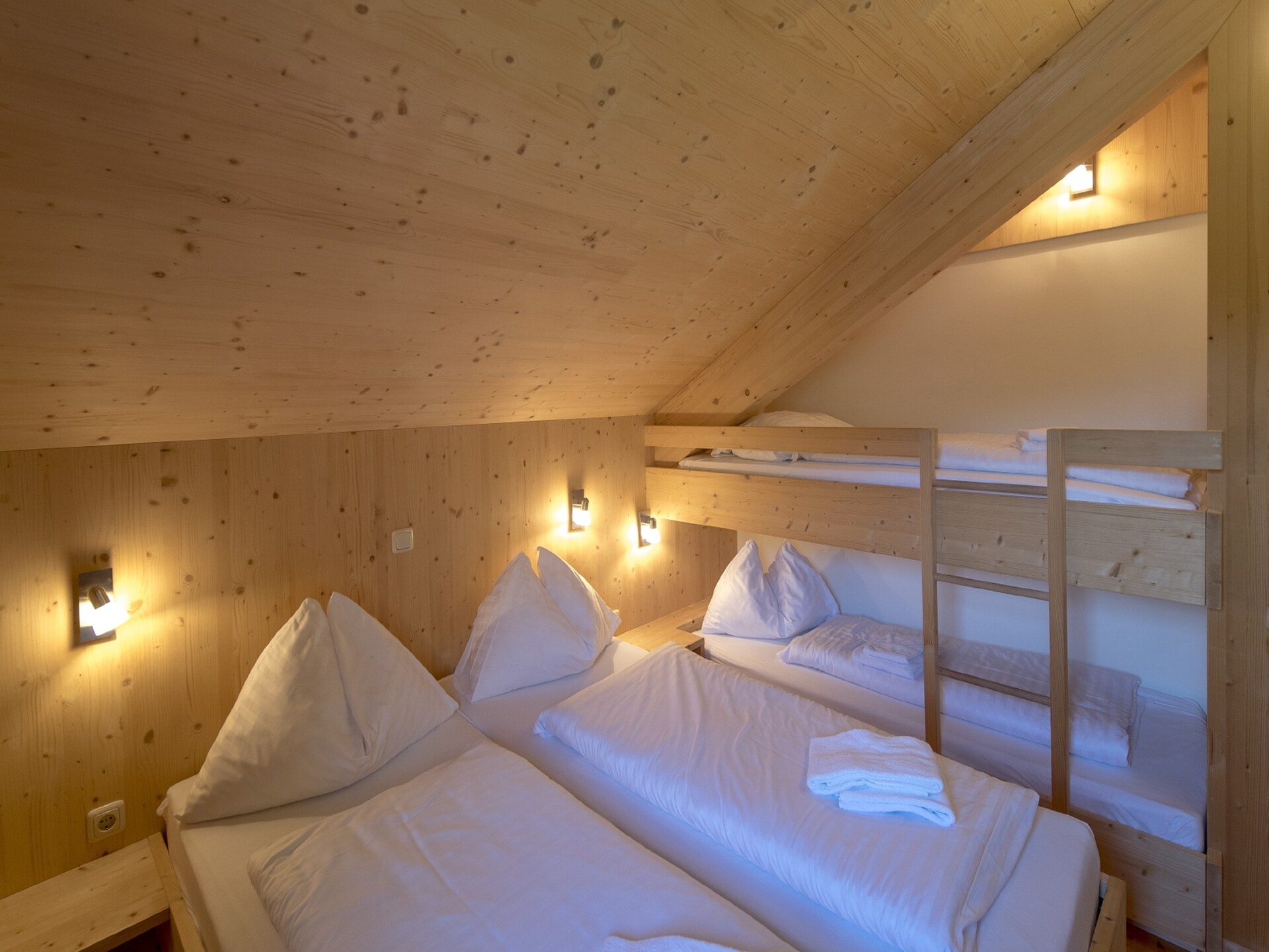 Chalet 13b: 10-persoons aan de piste bij Kreischberg - foto 15