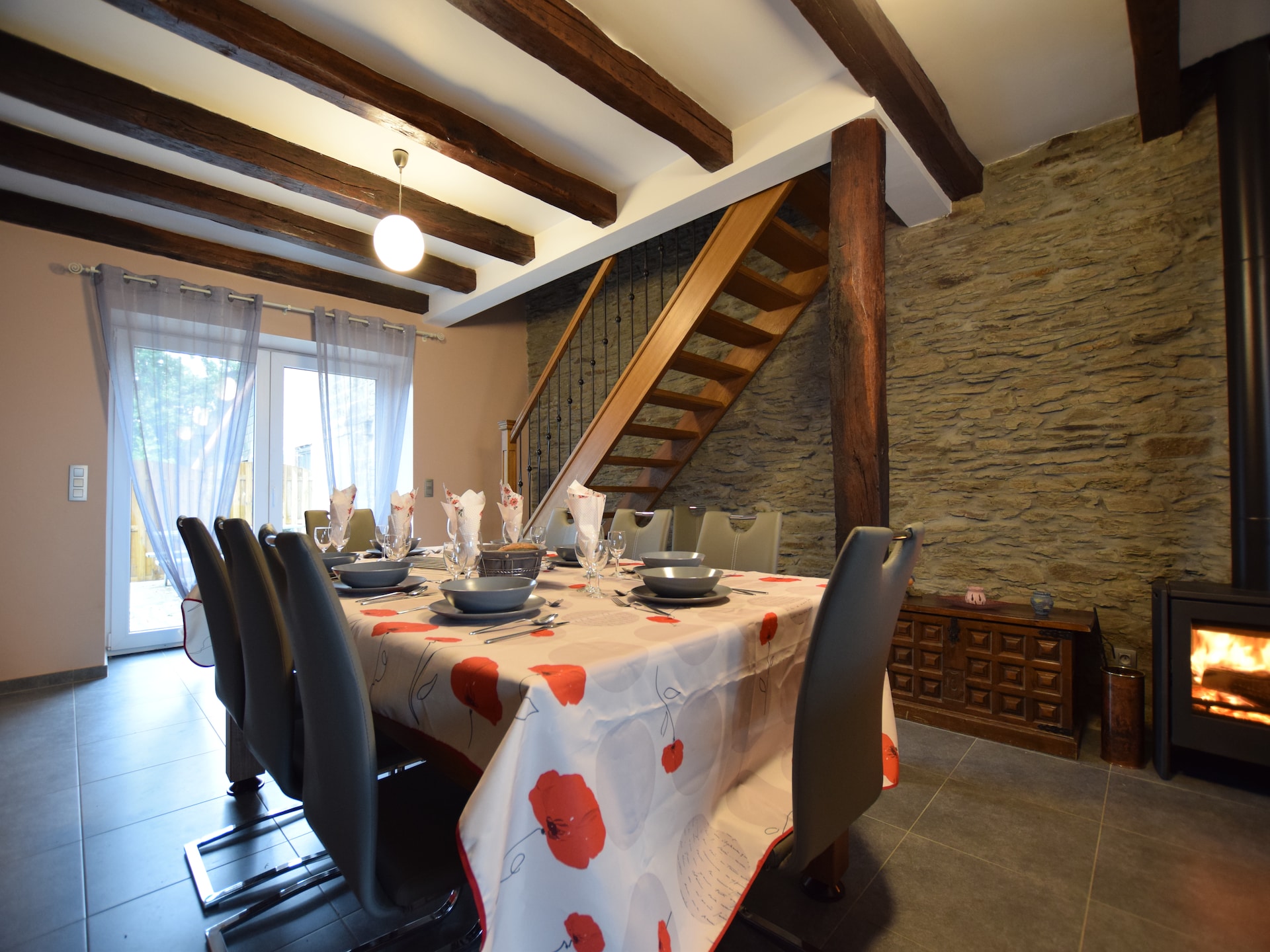 Modern vakantiehuis voor 8 personen met tuin en biljart in Neufchâteau - foto 17