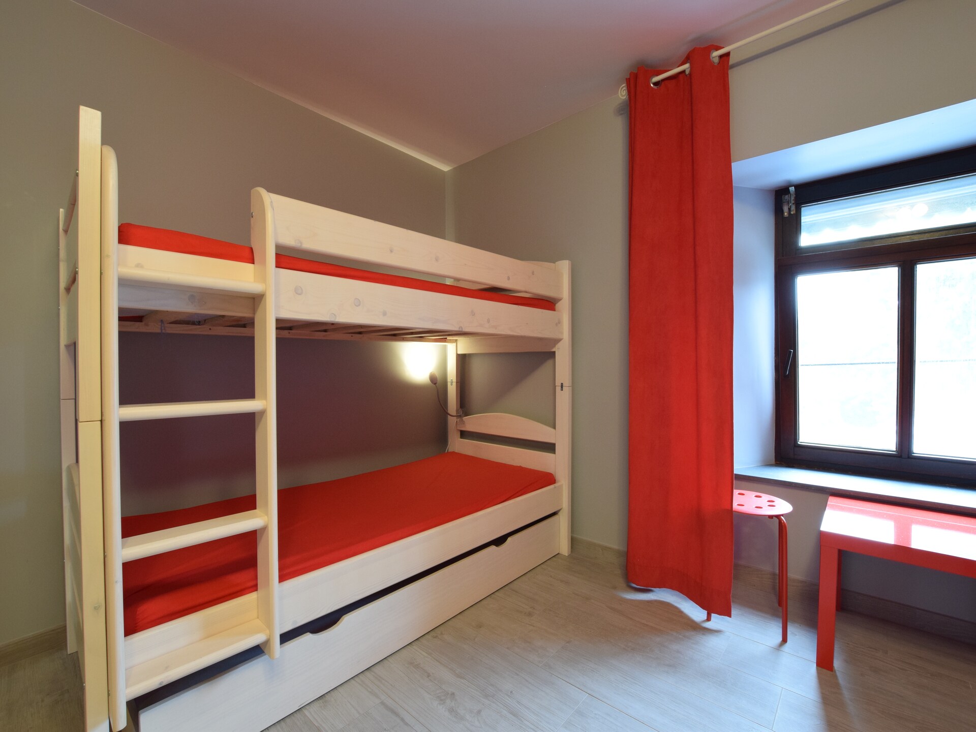 Modern vakantiehuis voor 8 personen met tuin en biljart in Neufchâteau - foto 28