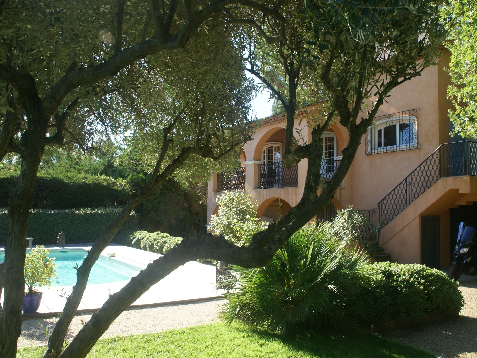 Vrijstaande villa met privézwembad in Saint-Tropez, 1 km van strand en centrum - foto 7