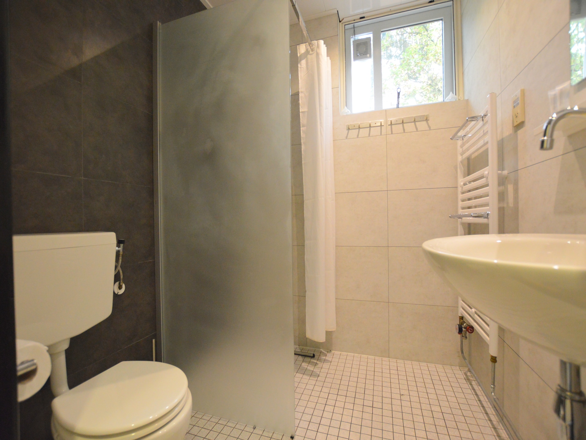 Anjer Bungalow 61: Gezellig vakantiehuis in het bos voor 6 personen - foto 18