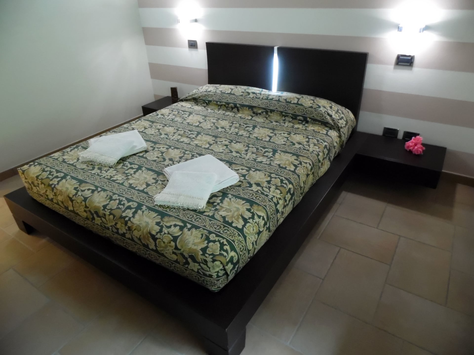 4-persoons appartement aan het meer in het centrum van Marone - foto 12