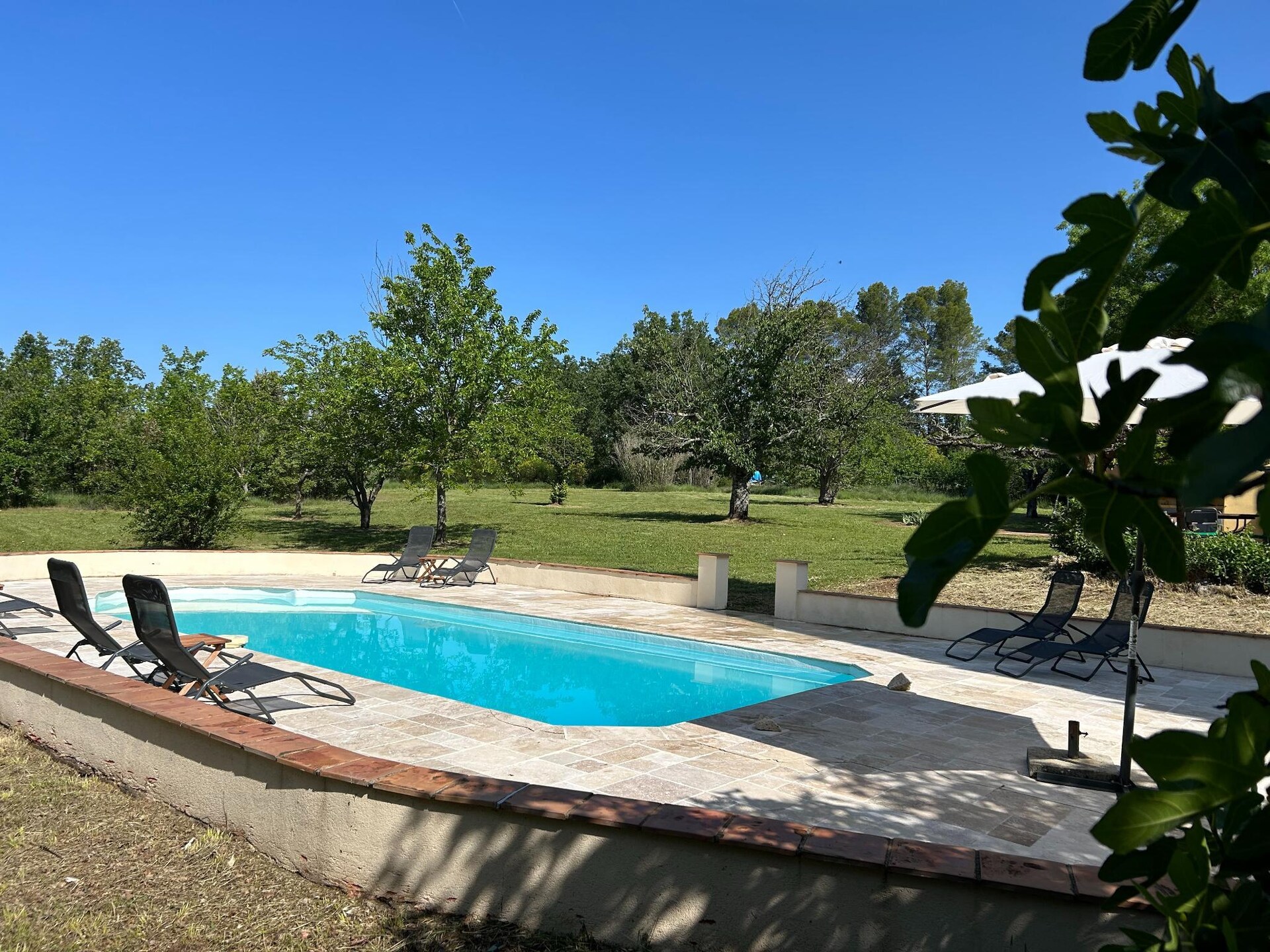 Vrijstaand vakantiehuis met privézwembad en uitzicht in Villecroze - foto 7