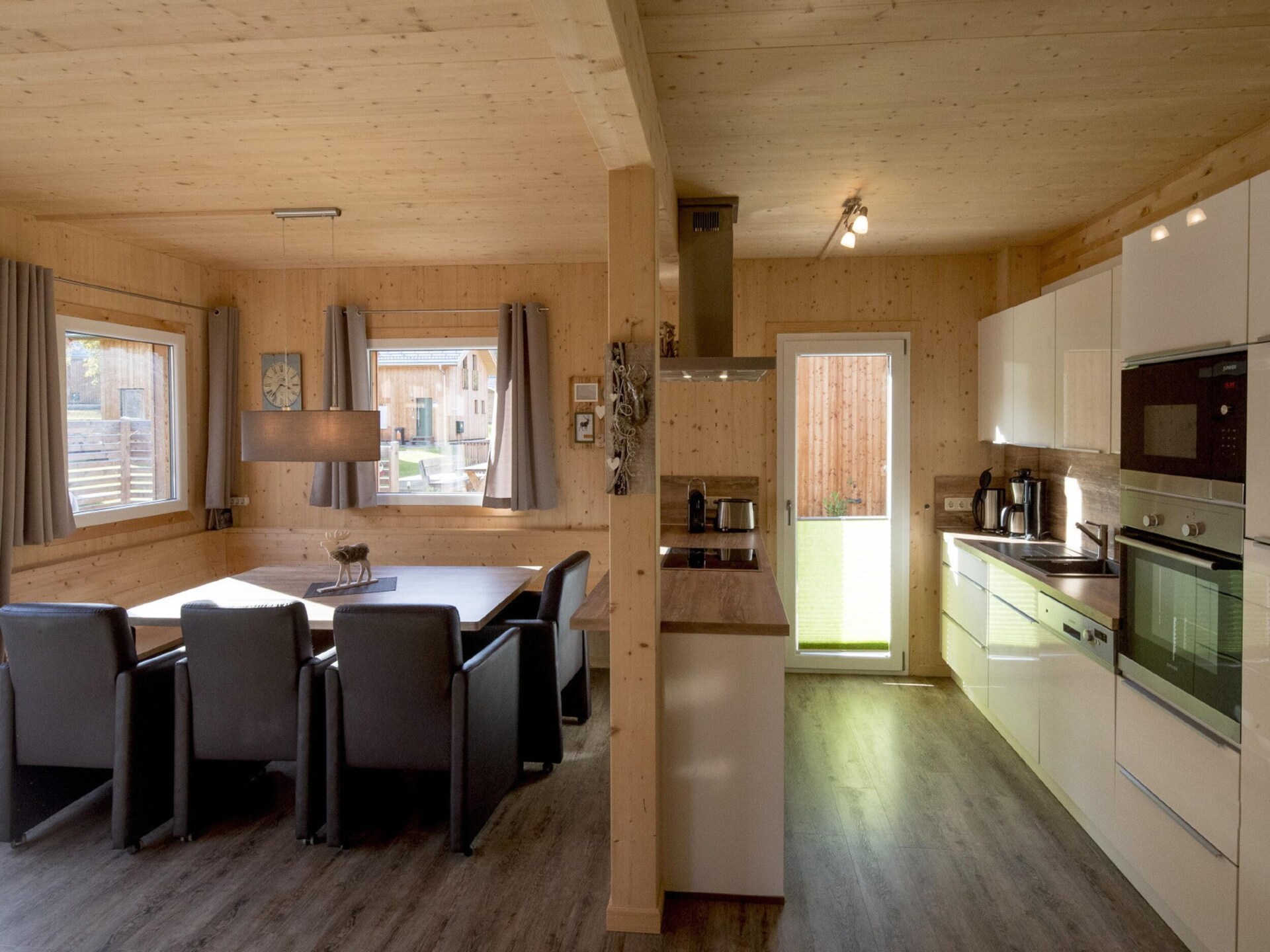 9-persoons chalet aan de piste in Sankt Georgen am Kresichberg - foto 3
