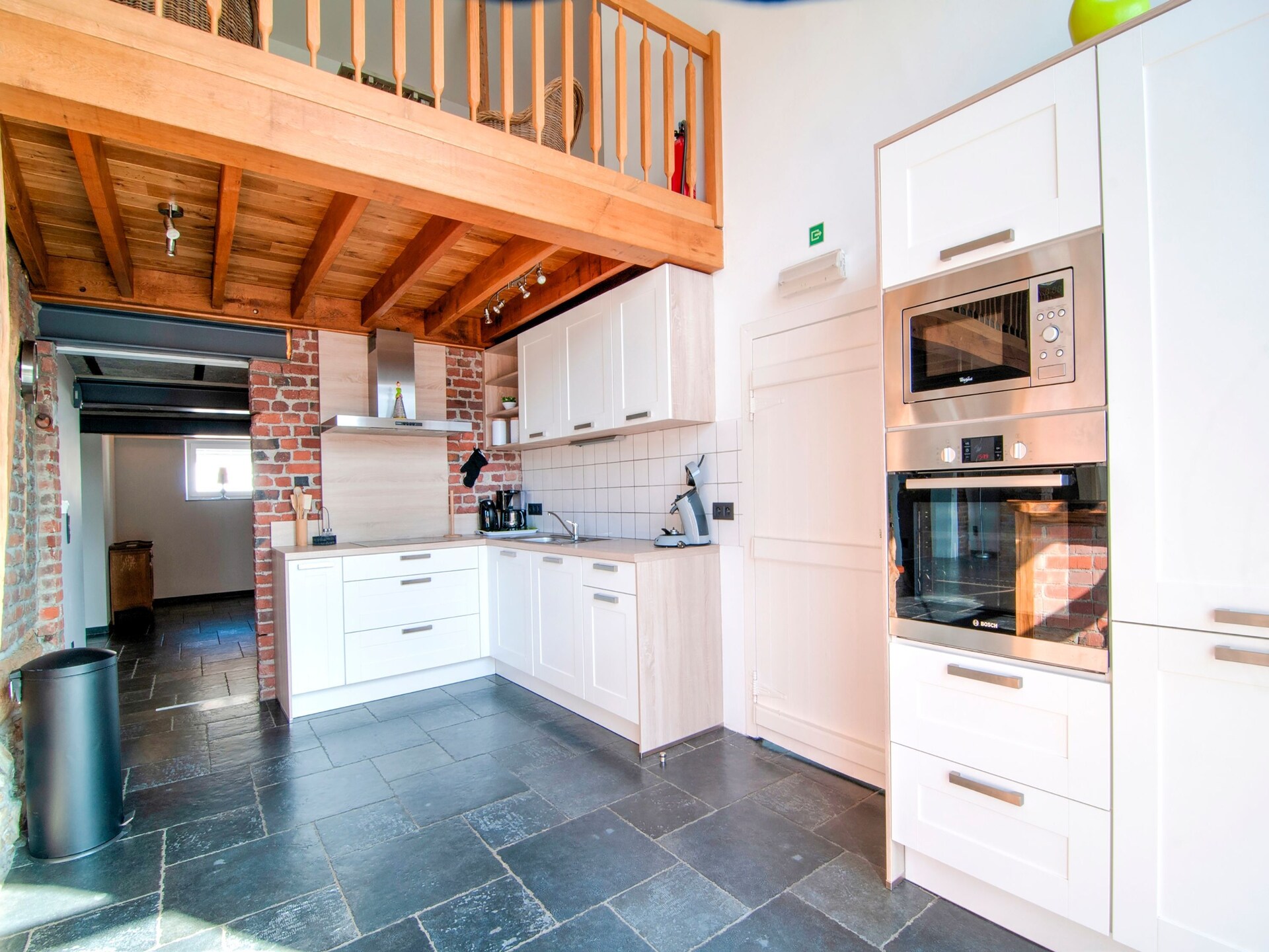 10-persoons vakantiehuis met sauna en biljart in Burnenville - foto 3