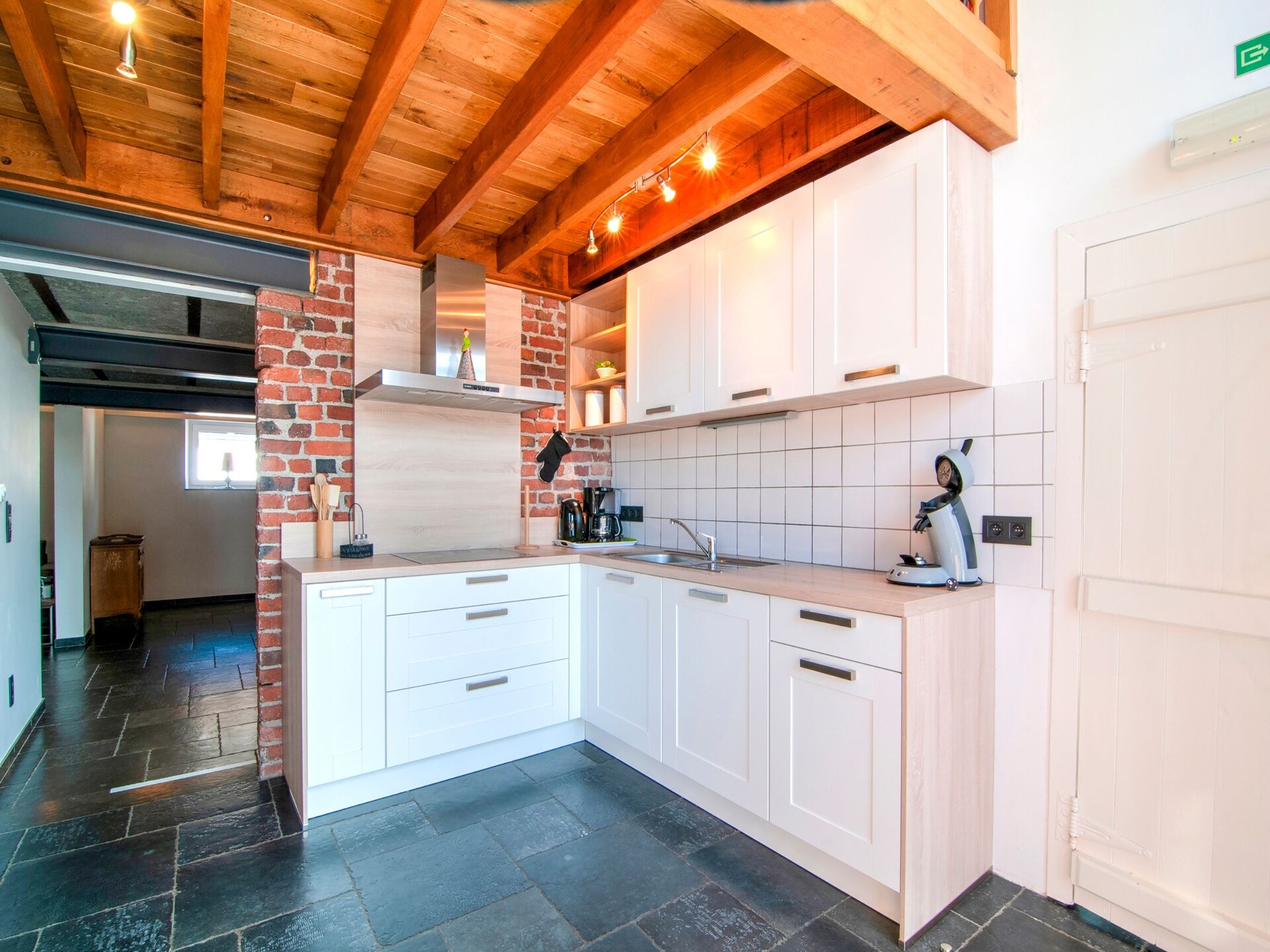 10-persoons vakantiehuis met sauna en biljart in Burnenville - foto 16