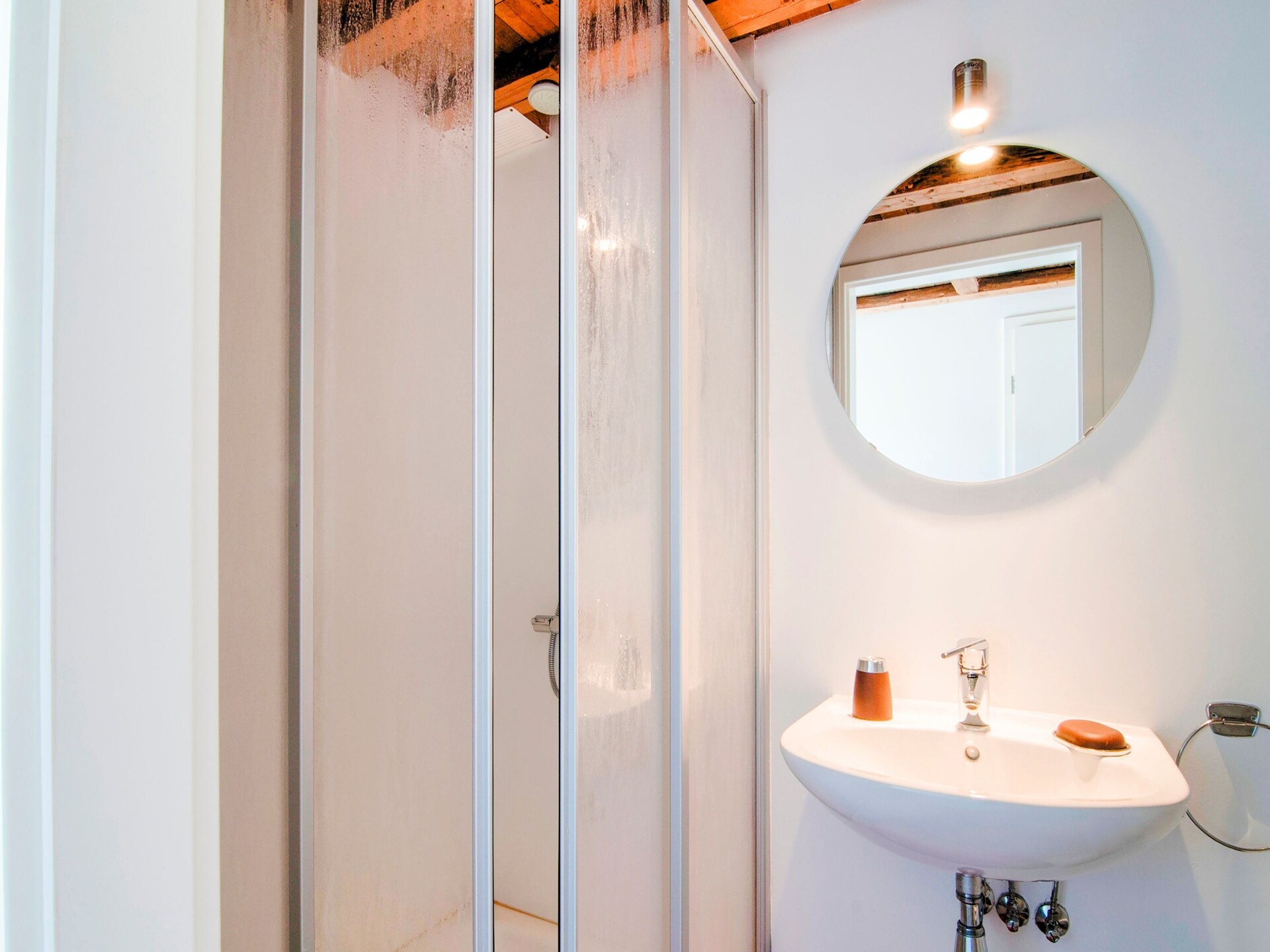 10-persoons vakantiehuis met sauna en biljart in Burnenville - foto 29