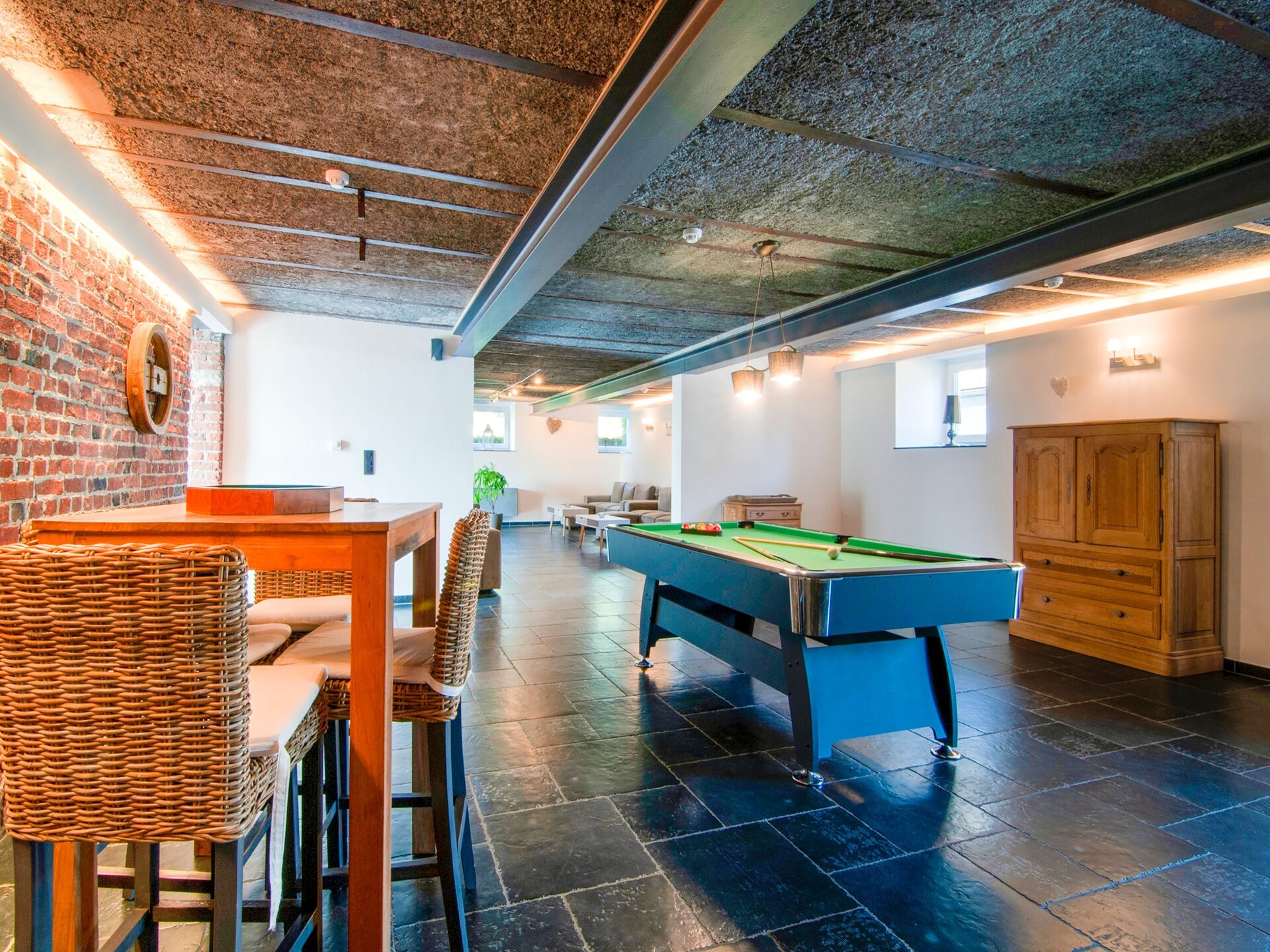 10-persoons vakantiehuis met sauna en biljart in Burnenville - foto 6