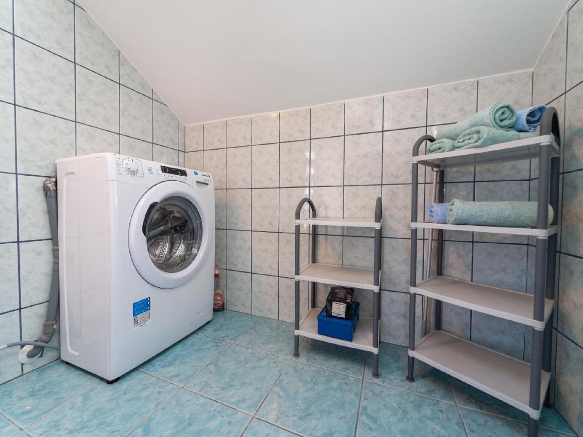 6-persoons appartement aan zee in het centrum van Petrcane - foto 36