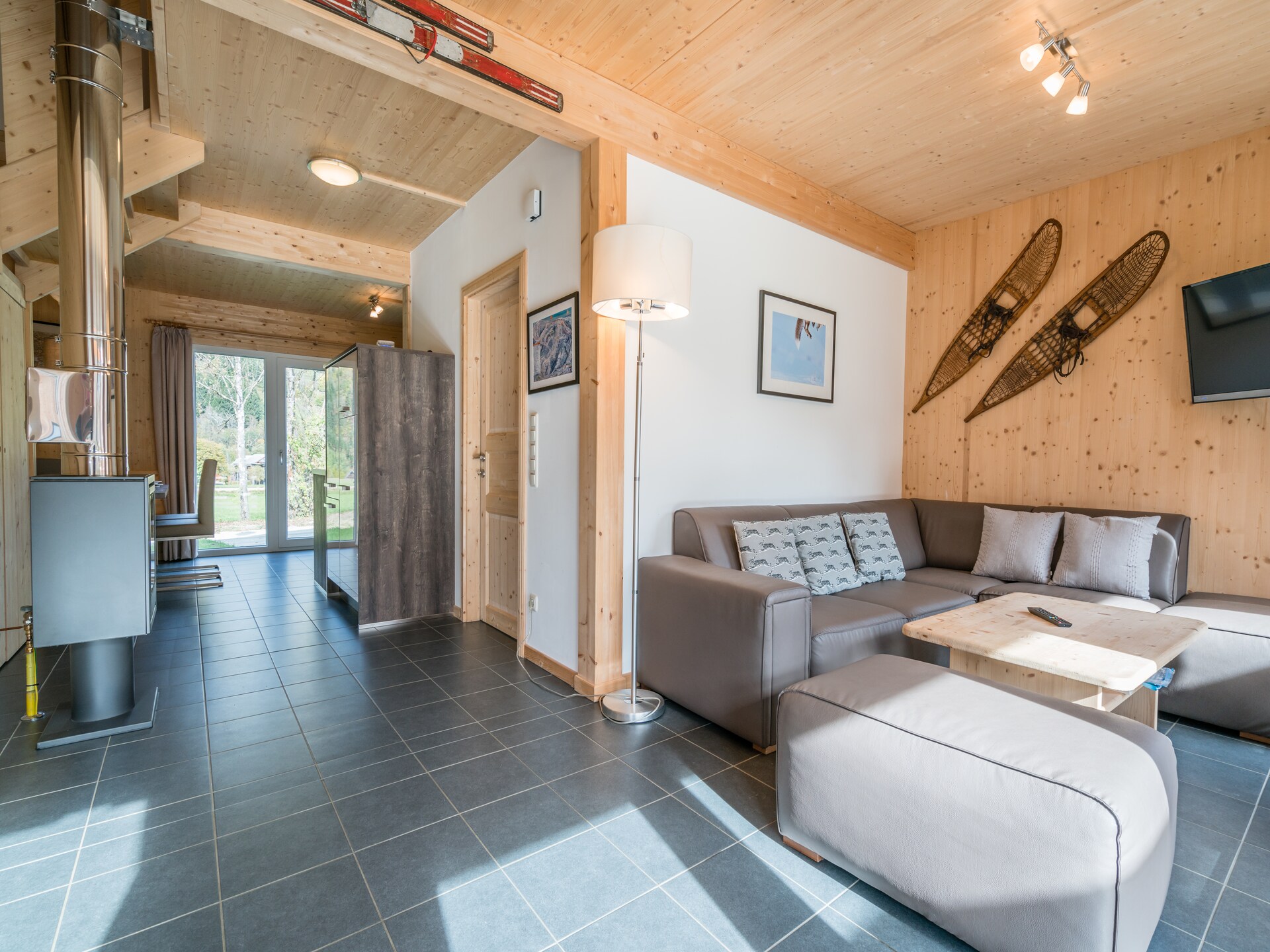 Aan de piste: Luxe chalet voor 9 personen in Sankt Georgen am Kresichberg - foto 2