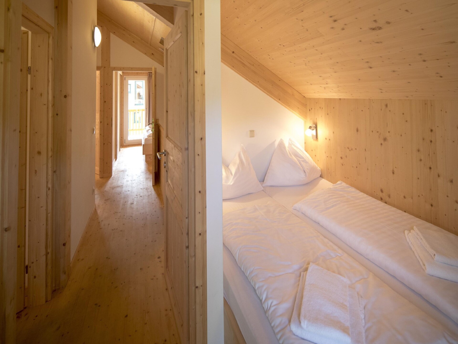 Aan de piste: Luxe chalet voor 9 personen in Sankt Georgen am Kresichberg - foto 17