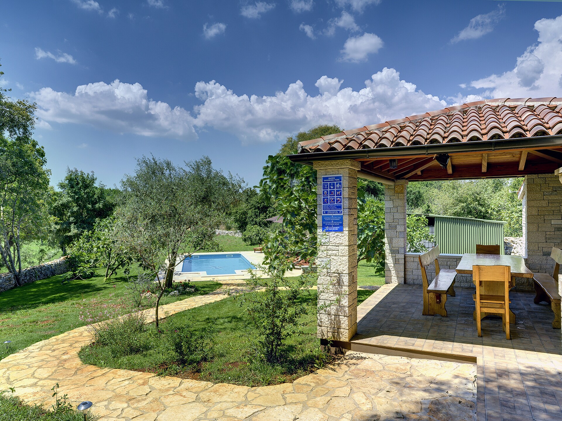 Villa Altura: Ruim vakantiehuis met privézwembad nabij Pula - foto 1
