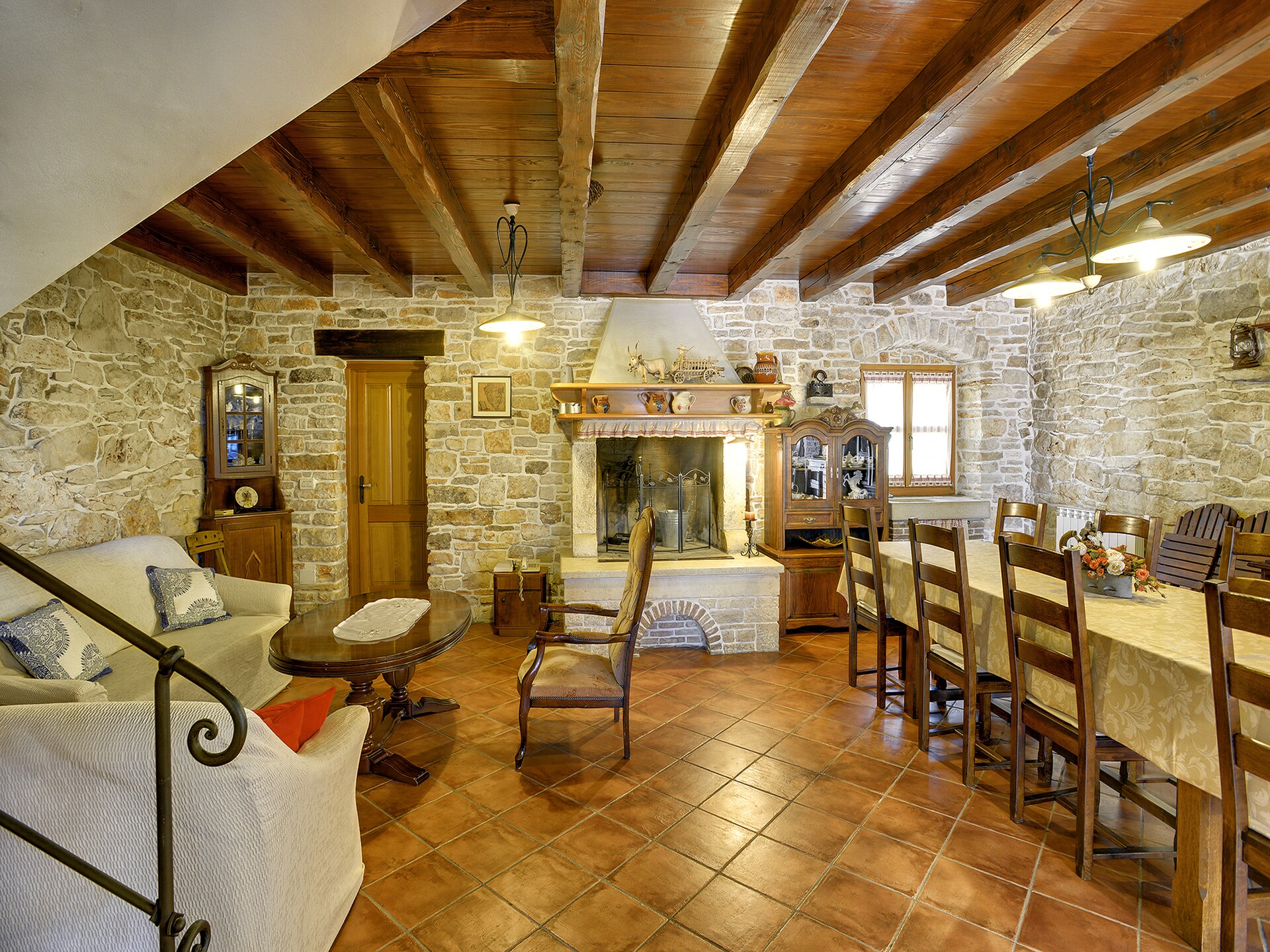 Villa Altura: Ruim vakantiehuis met privézwembad nabij Pula - foto 9