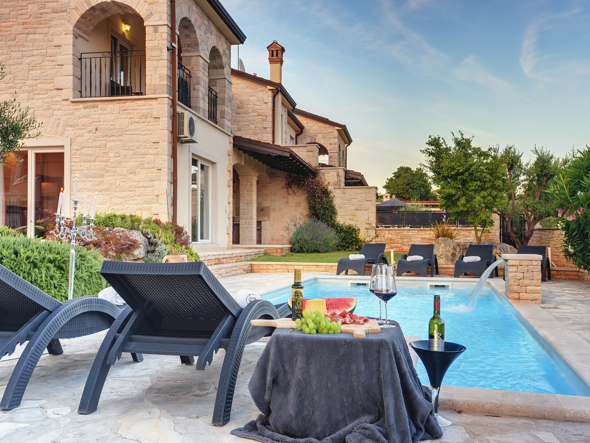 Villa Branka met privézwembad, sauna en zeezicht bij Rovinj - foto 18