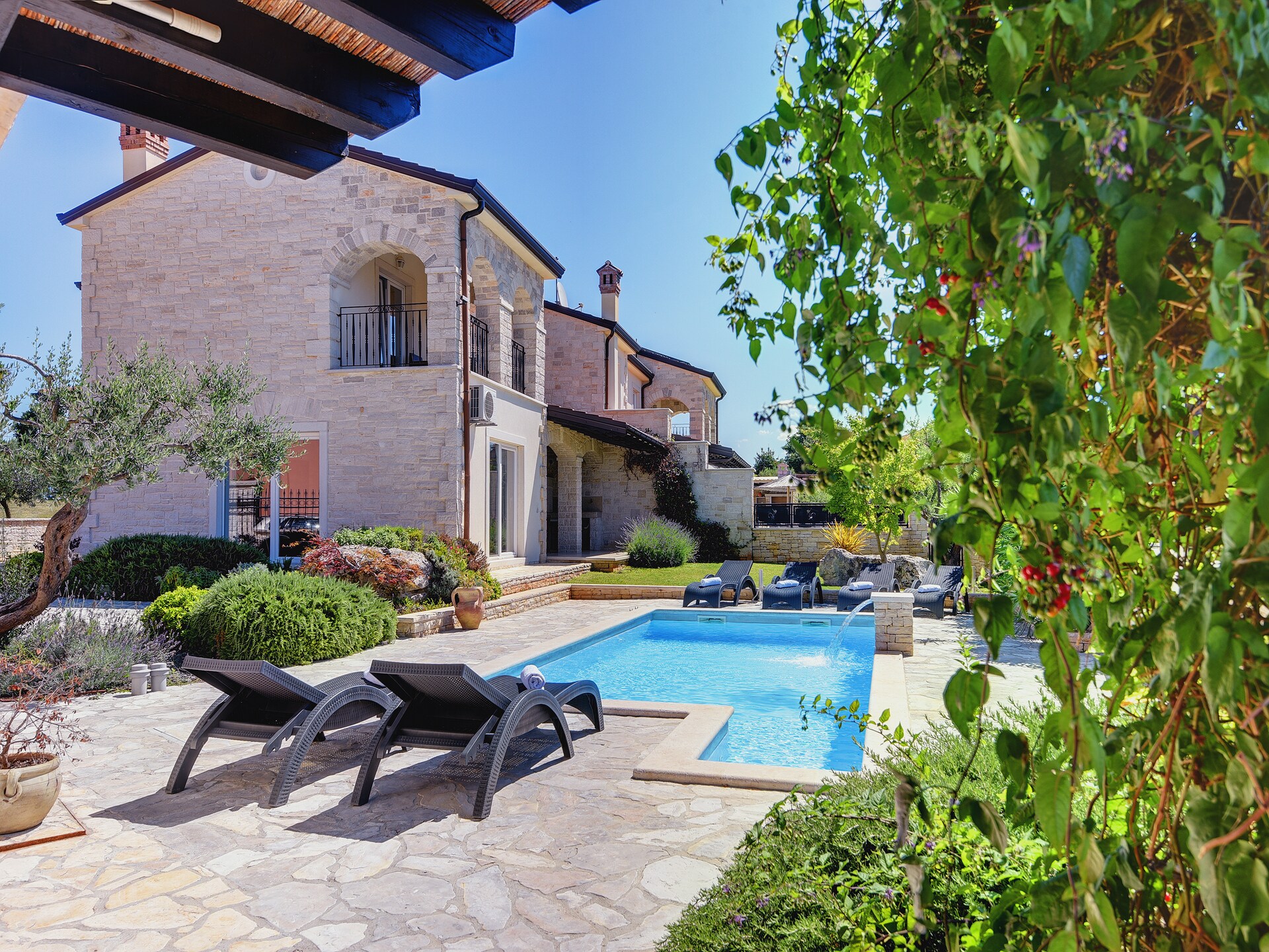 Villa Branka met privézwembad, sauna en zeezicht bij Rovinj - foto 12