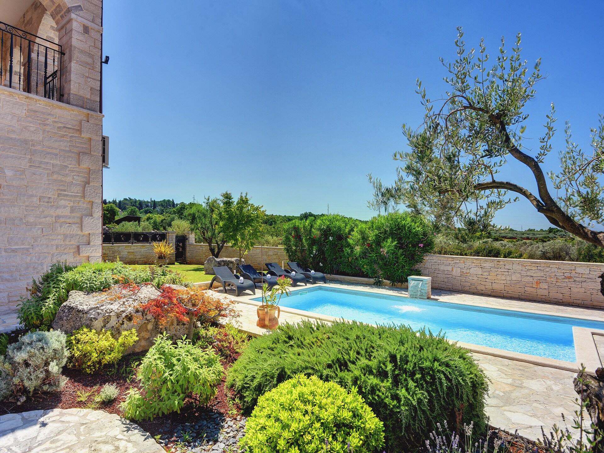 Villa Branka met privézwembad, sauna en zeezicht bij Rovinj - foto 16