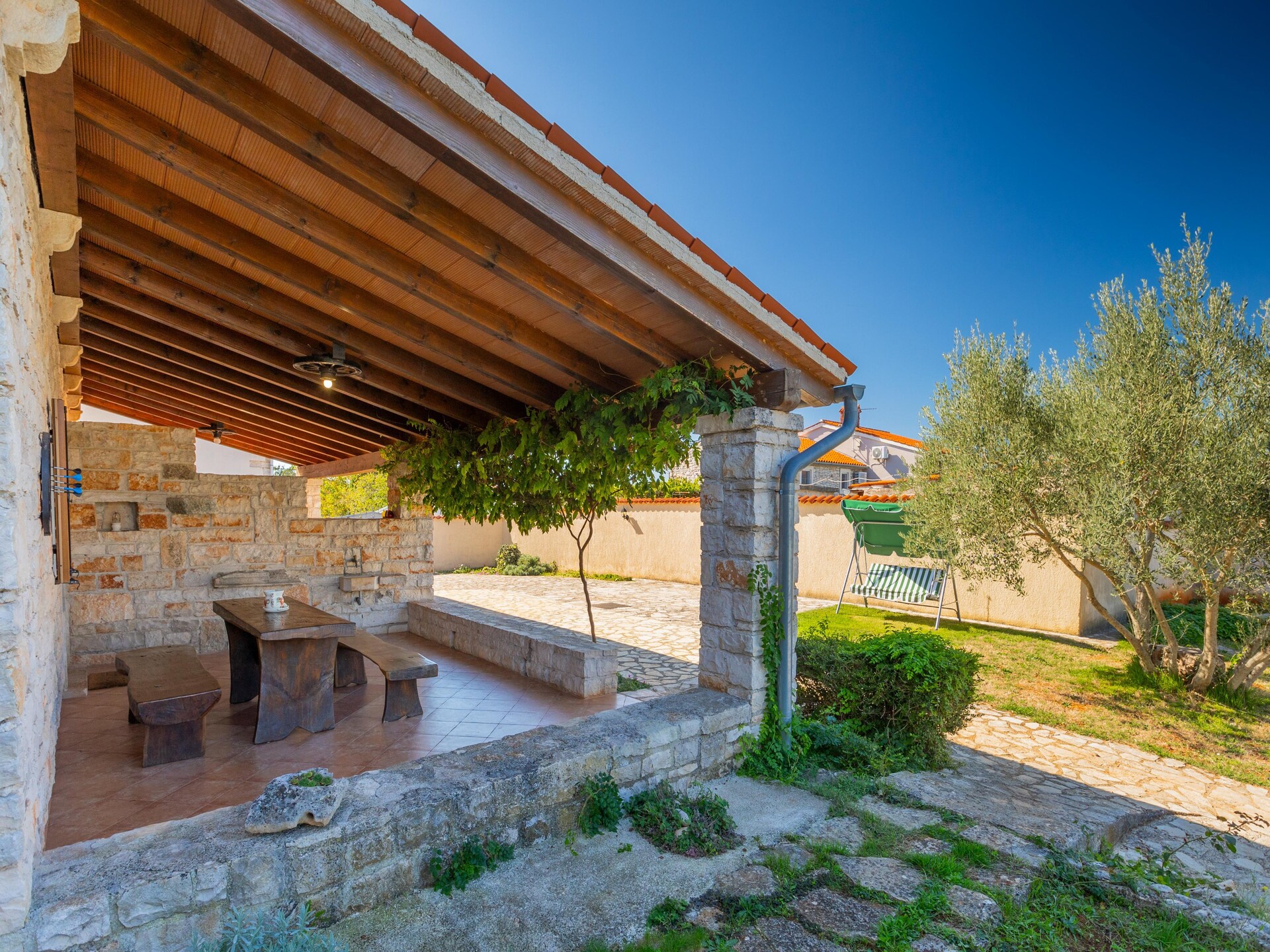 Villa Viola: Ruim vakantiehuis voor 10 personen met privézwembad bij Šegotići - foto 31