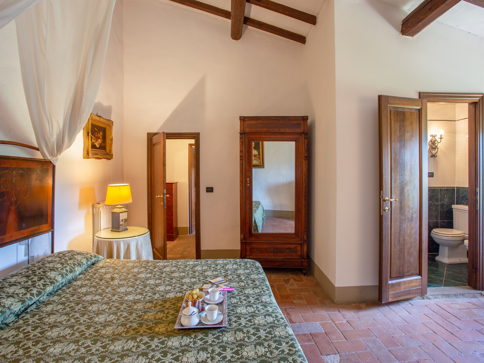 Villa Eugenia: Ruim Toscaans landhuis voor 20 personen met zwembad bij Vicchio - foto 15