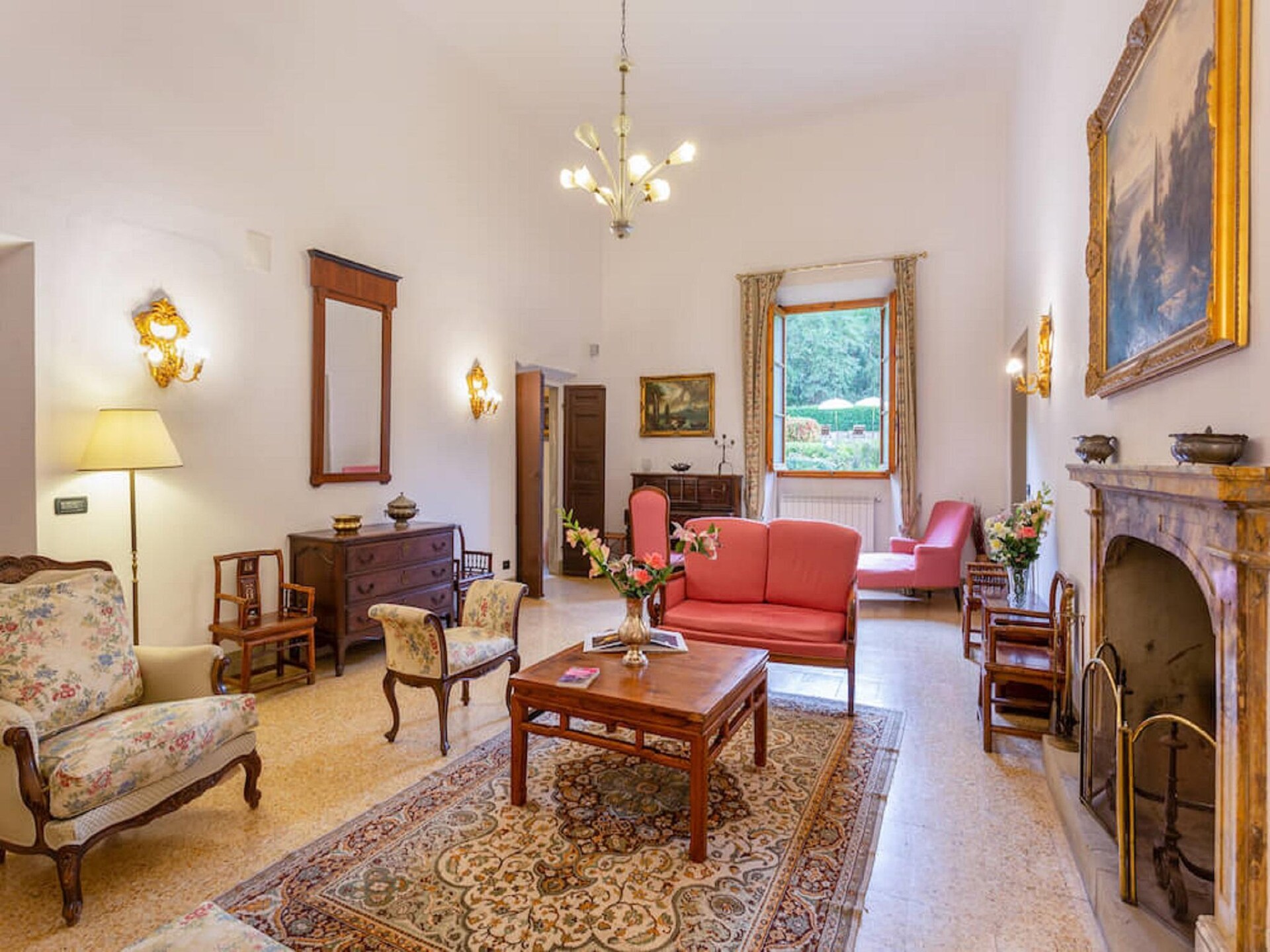 Villa Eugenia: Ruim Toscaans landhuis voor 20 personen met zwembad bij Vicchio - foto 8