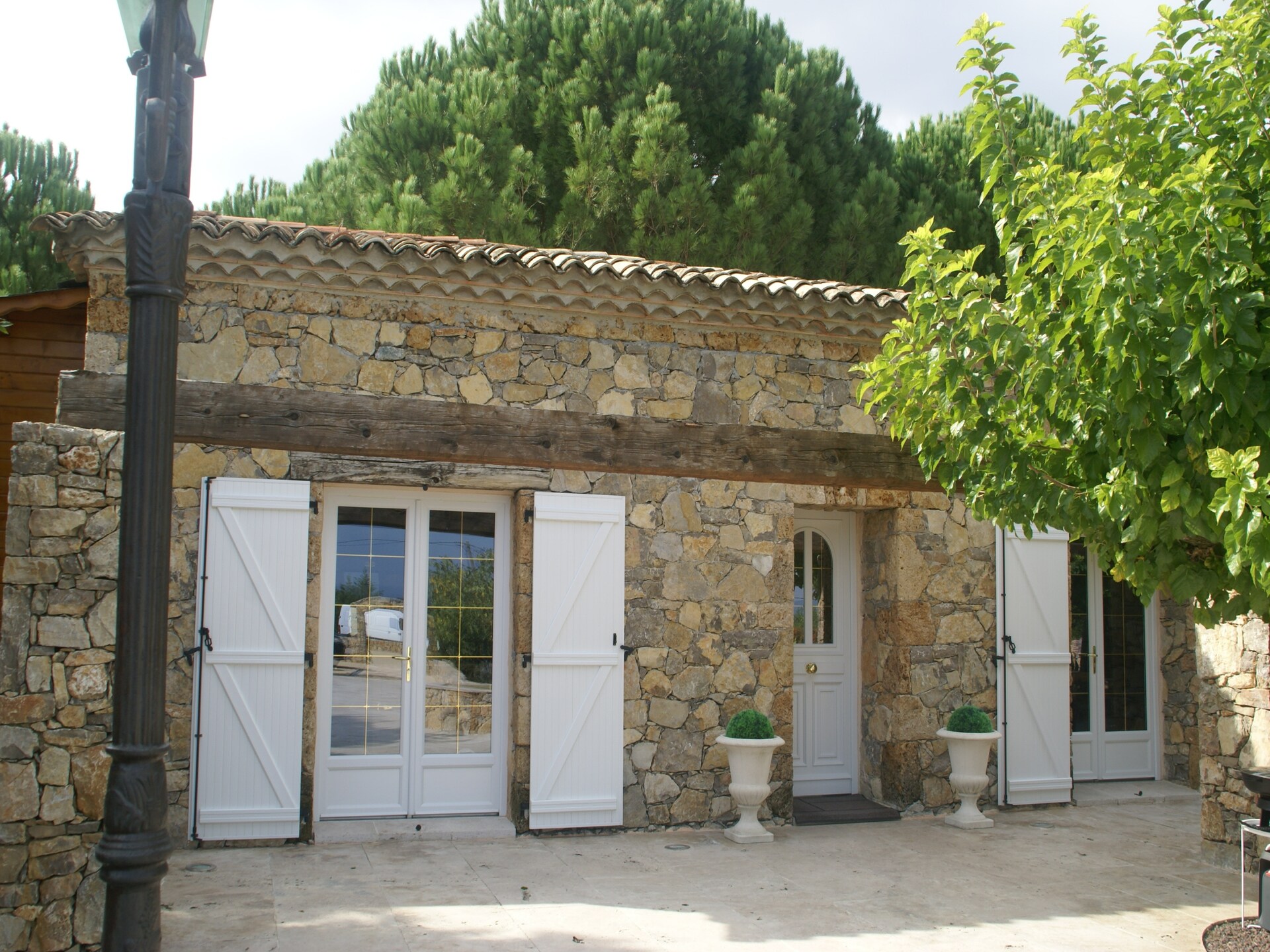Natuurstenen villa met privézwembad in de Provence - foto 32
