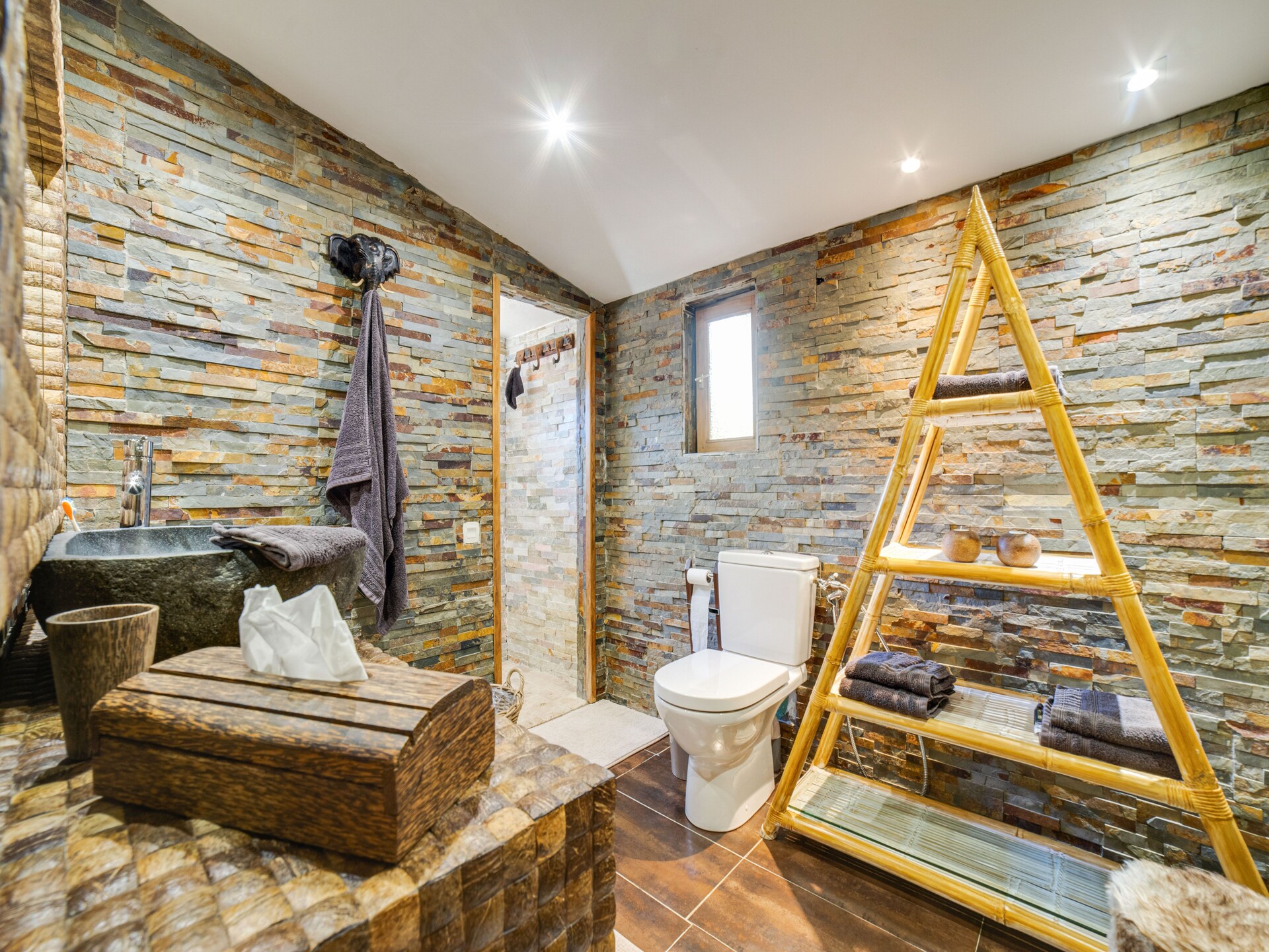 Natuurstenen villa met privézwembad in de Provence - foto 16