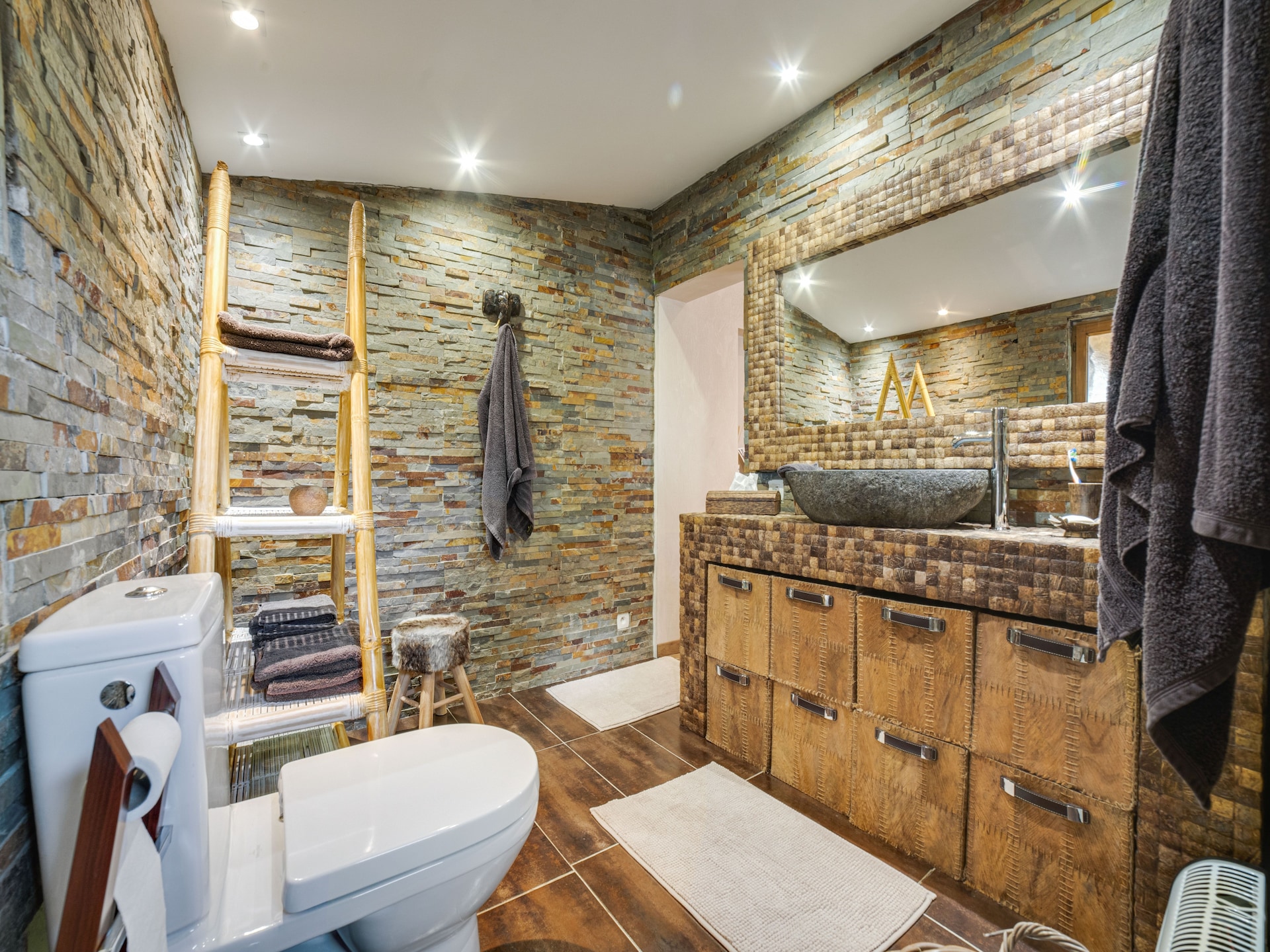 Natuurstenen villa met privézwembad in de Provence - foto 18