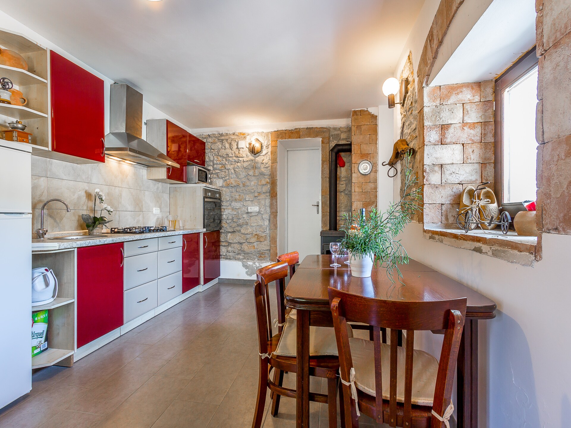 Gerenoveerd villa met privézwembad in het groene hart van Istrië - foto 11