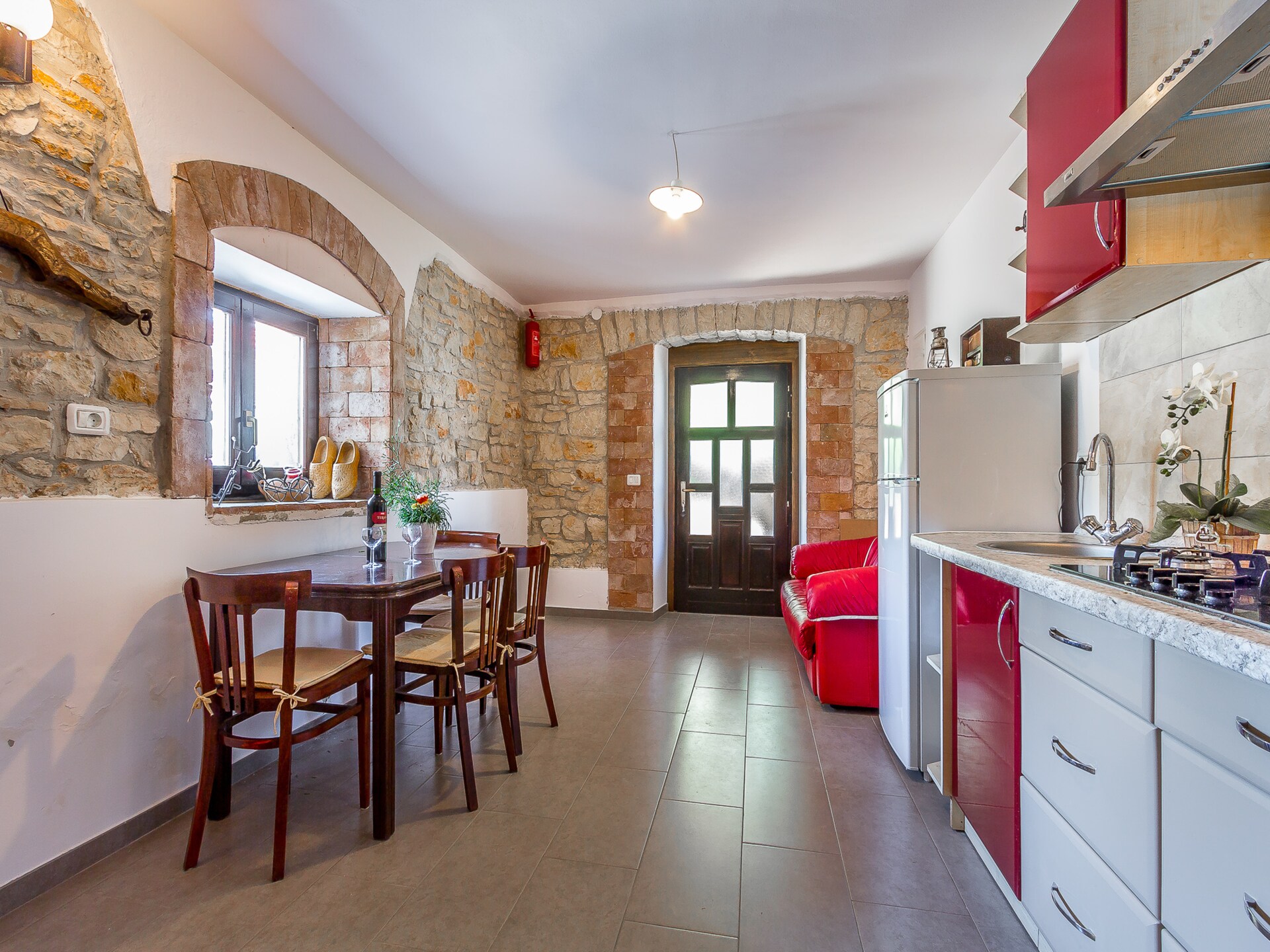 Gerenoveerd villa met privézwembad in het groene hart van Istrië - foto 14