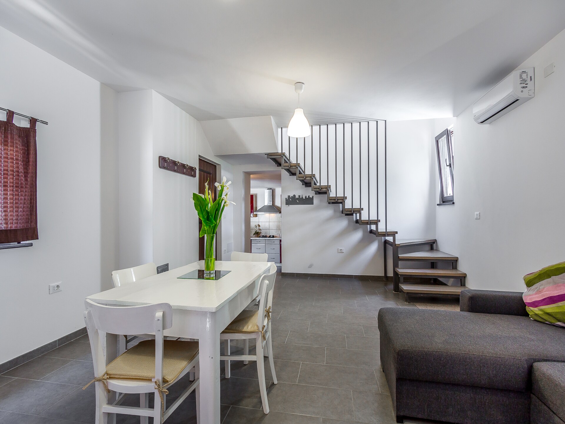 Gerenoveerd villa met privézwembad in het groene hart van Istrië - foto 9