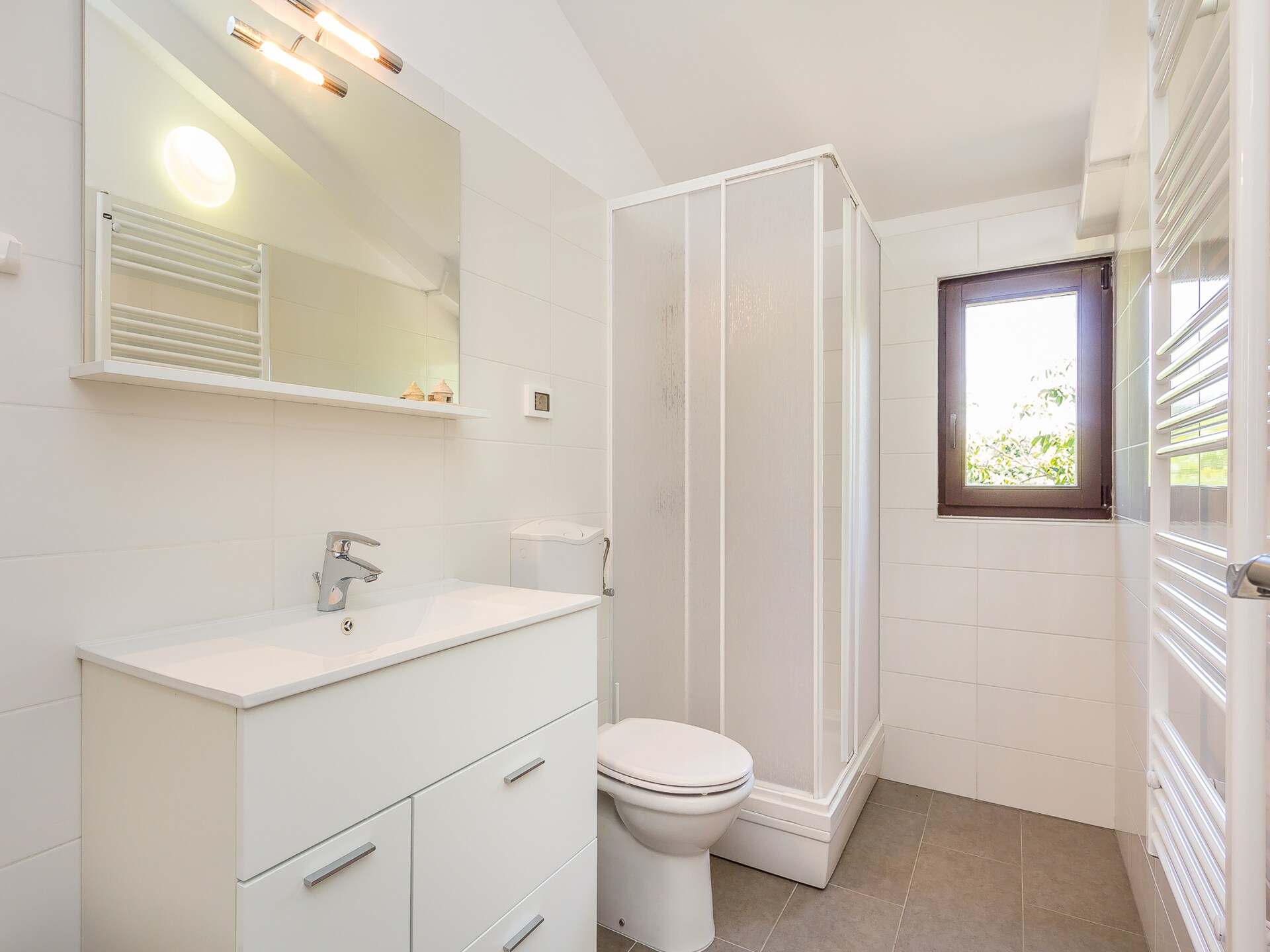 Gerenoveerd villa met privézwembad in het groene hart van Istrië - foto 20