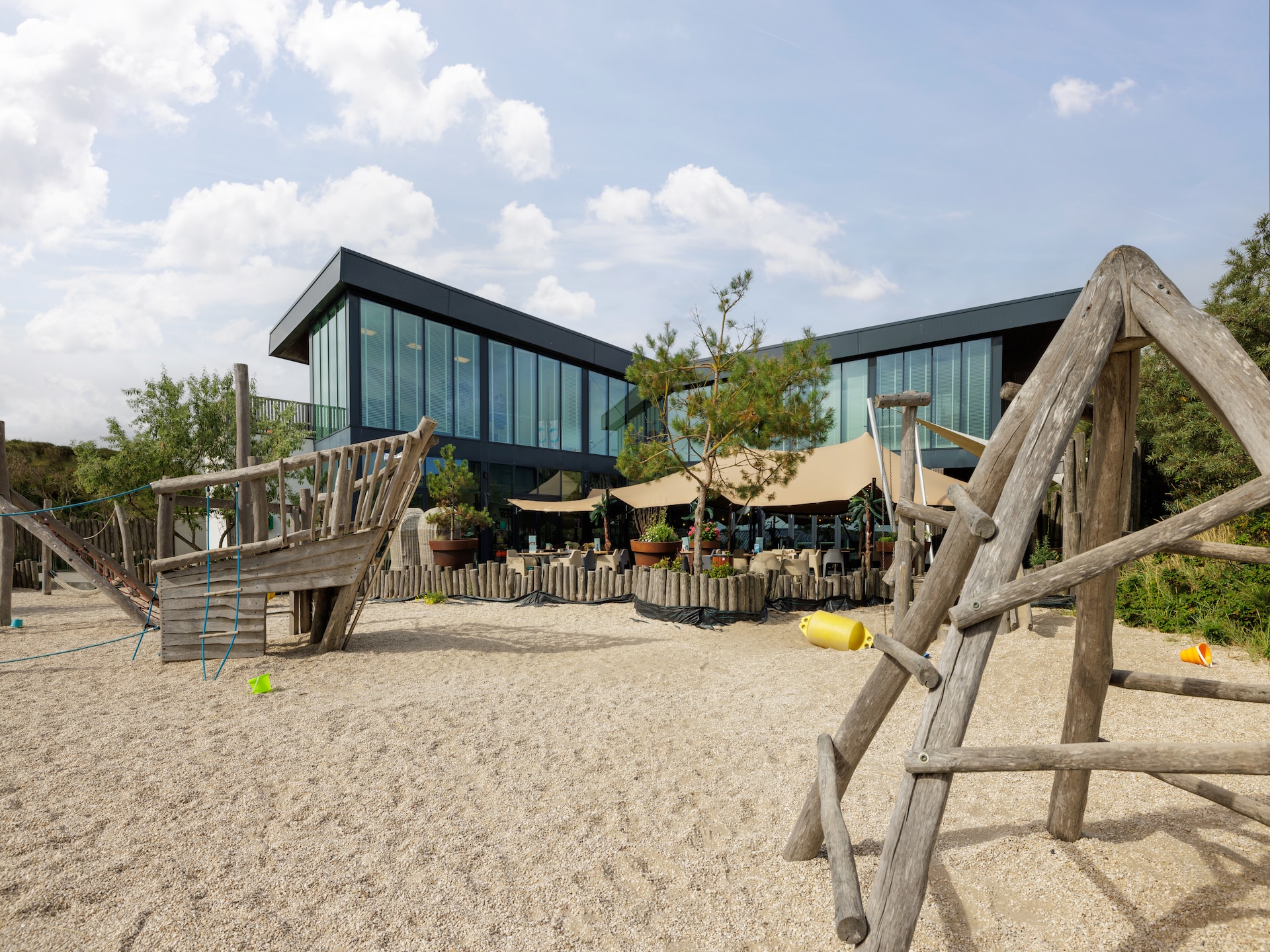 Sea Lodge Bloemendaal: Luxe strandvakantie met hond aan de Noord-Hollandse kust - foto 20