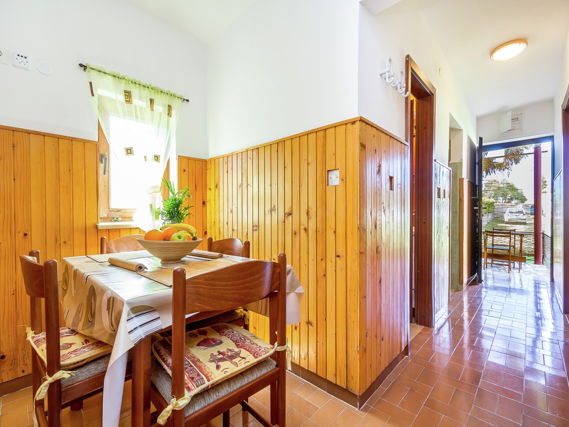 Knus vakantiehuis Snjezana in Štinjan, 800m van zee, hond welkom - foto 1