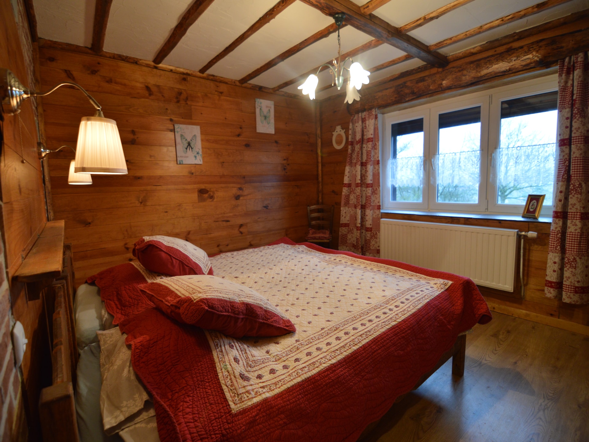 9-persoons vakantiehuis met biljart en open haard in Mettet - foto 25