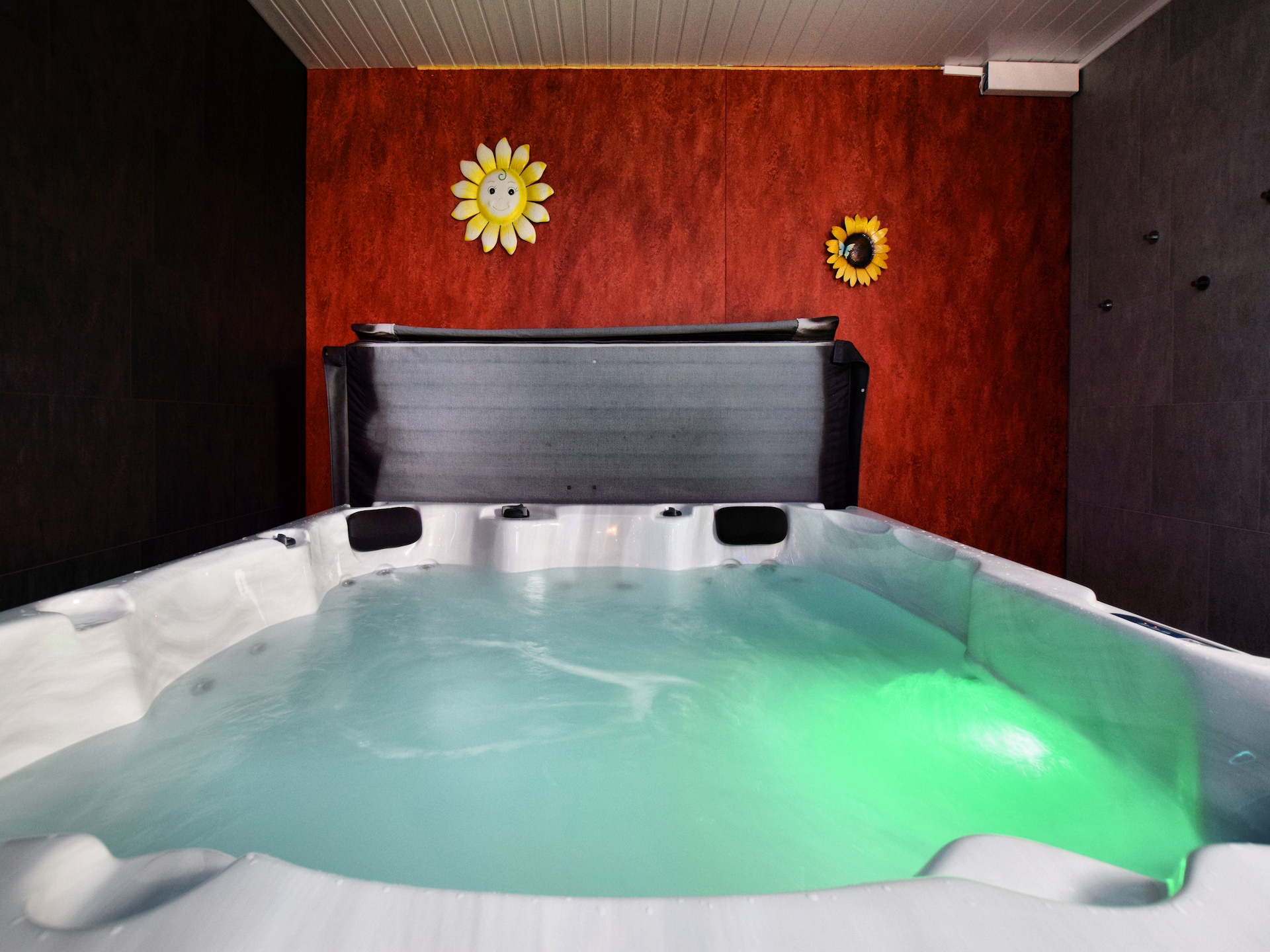 Wellnessvilla met sauna en jacuzzi in hartje Ardennen - foto 21