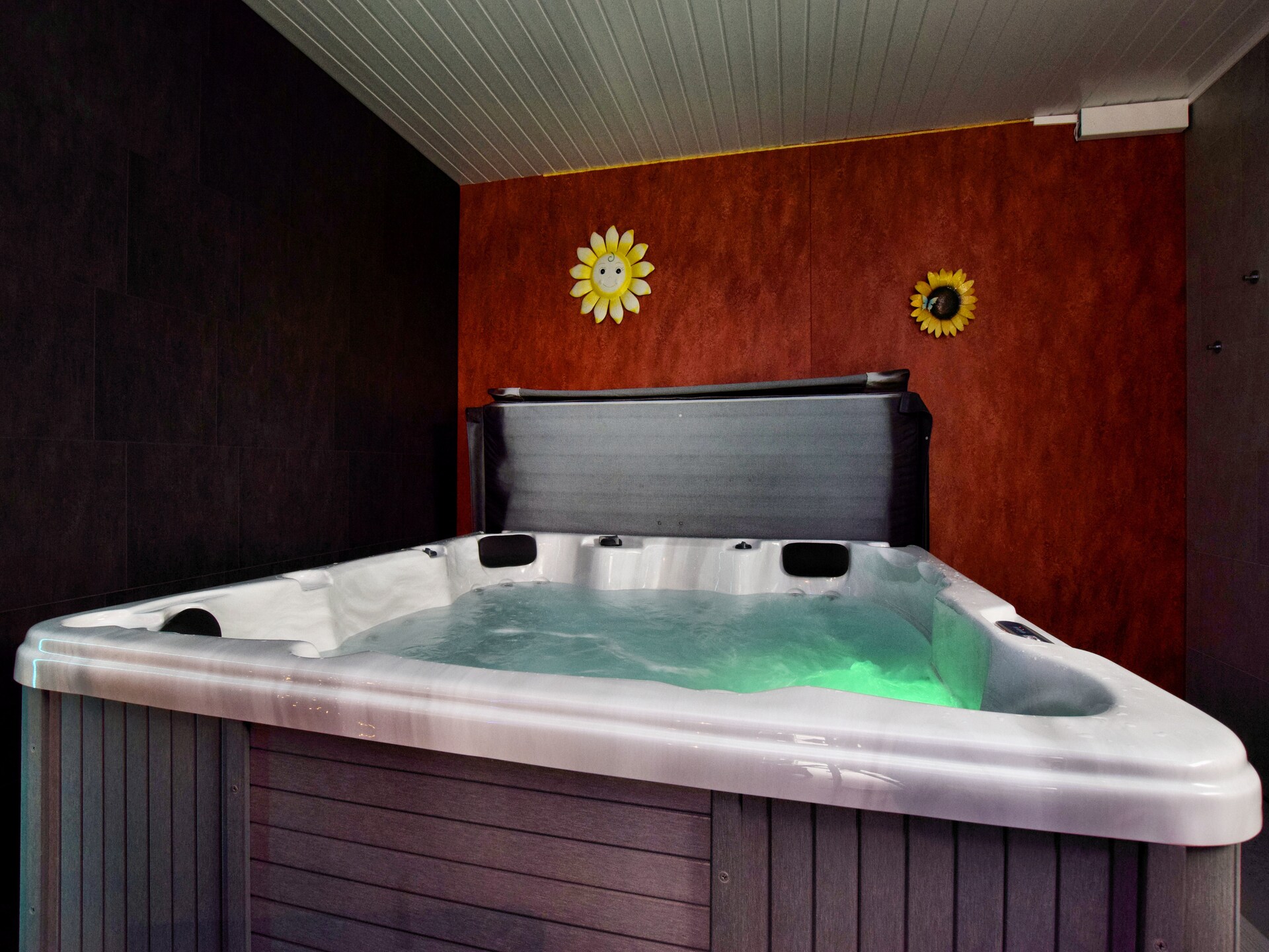 Wellnessvilla met sauna en jacuzzi in hartje Ardennen - foto 35