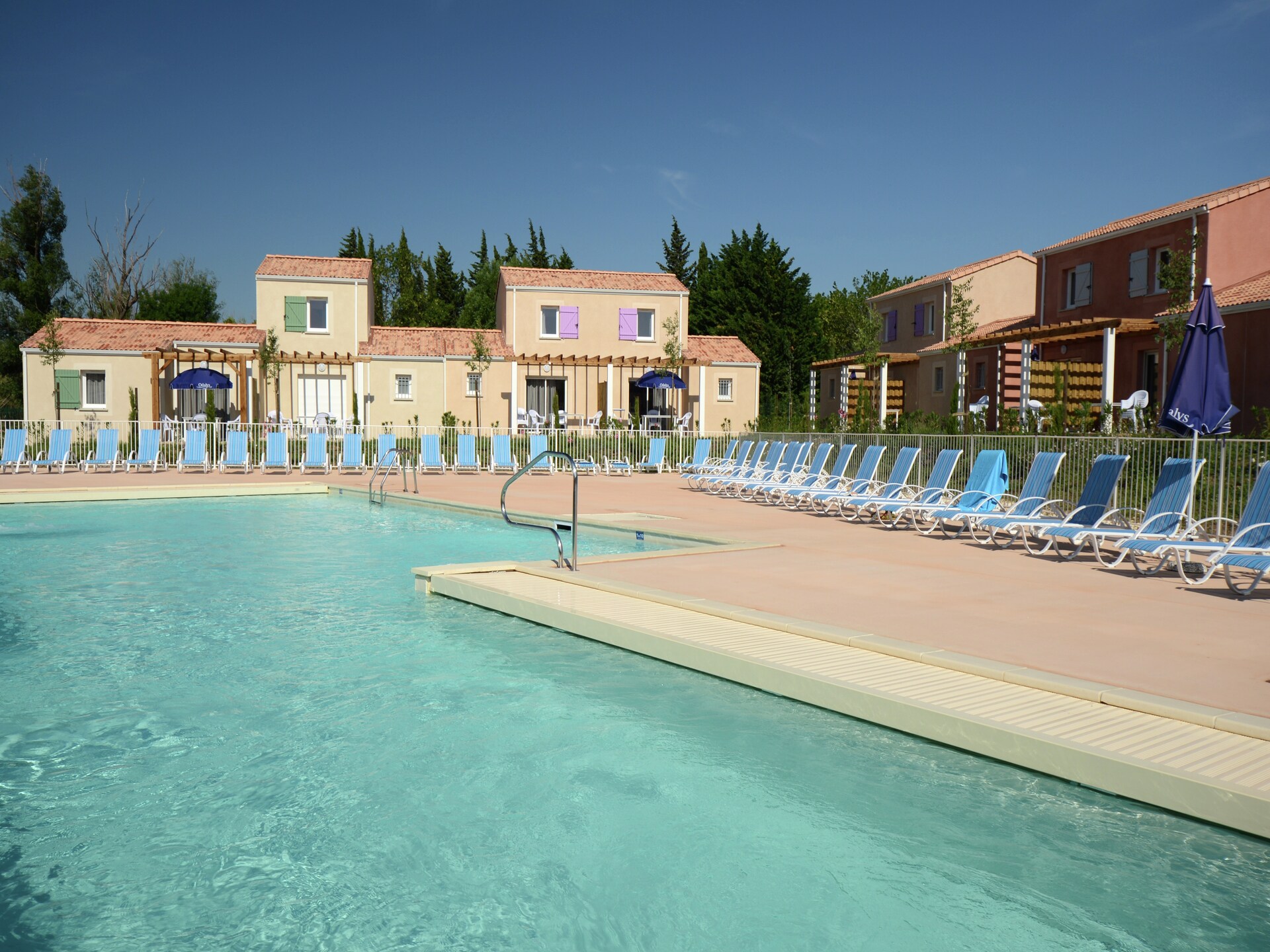 Duplex voor 6 personen met zwembad en sauna in Paradou, Provence - foto 2
