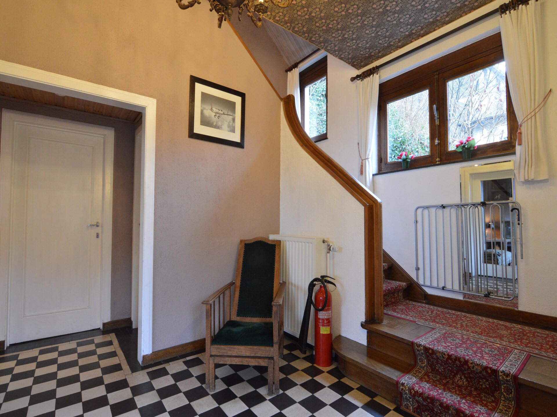Ruim vakantiehuis met 5 slaapkamers en panoramisch uitzicht in La Roche-en-Ardenne - foto 9