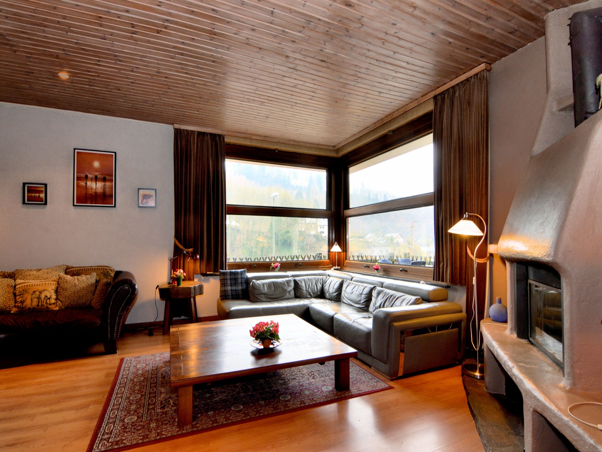 Ruim vakantiehuis met 5 slaapkamers en panoramisch uitzicht in La Roche-en-Ardenne - foto 10