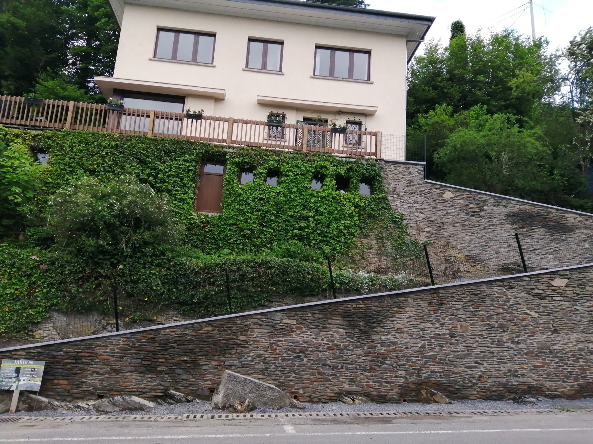 Ruim vakantiehuis met 5 slaapkamers en panoramisch uitzicht in La Roche-en-Ardenne - foto 6