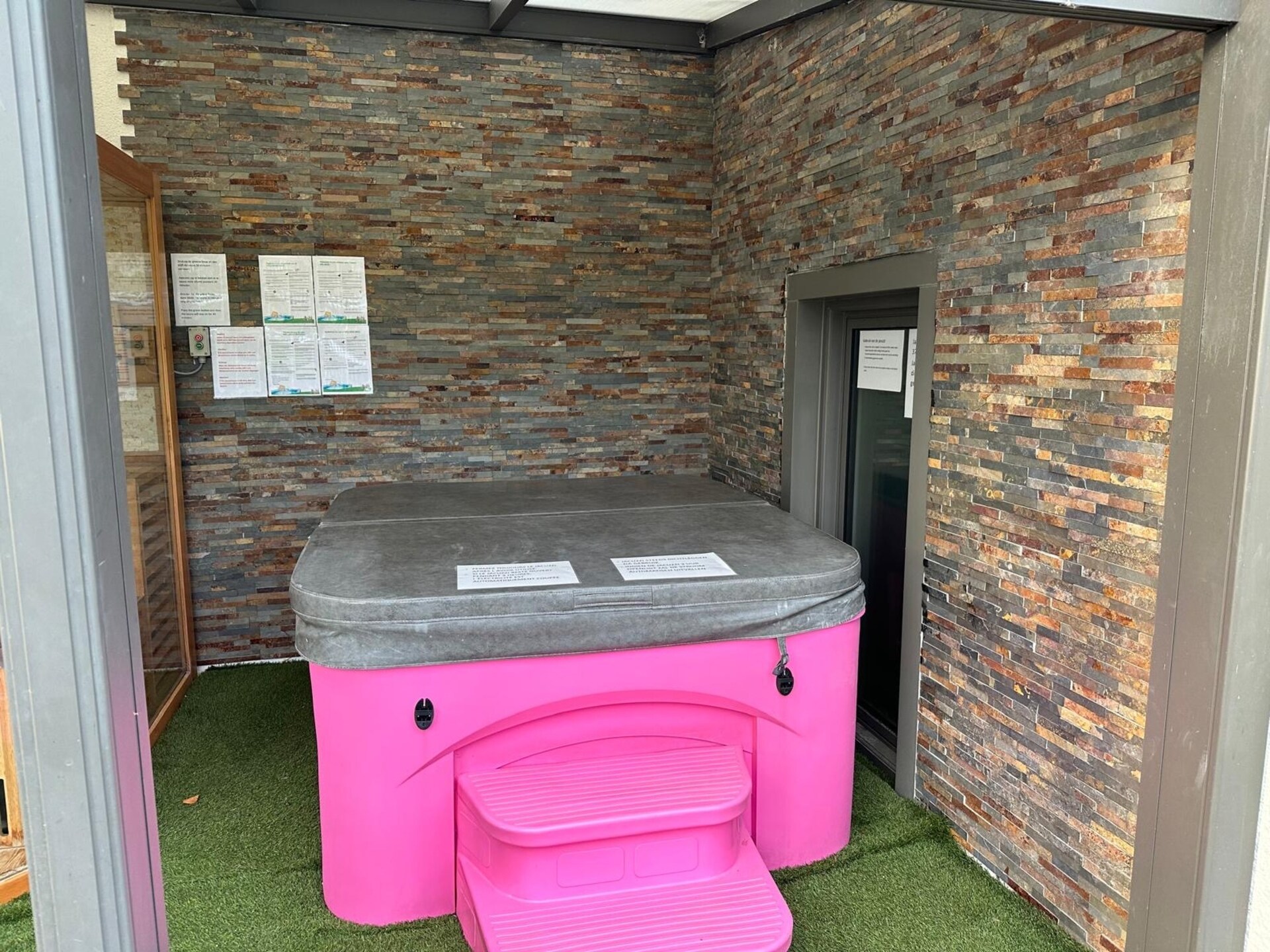 Kasteelvilla in Jamoigne voor 32 personen met privézwembad en wellness - foto 24