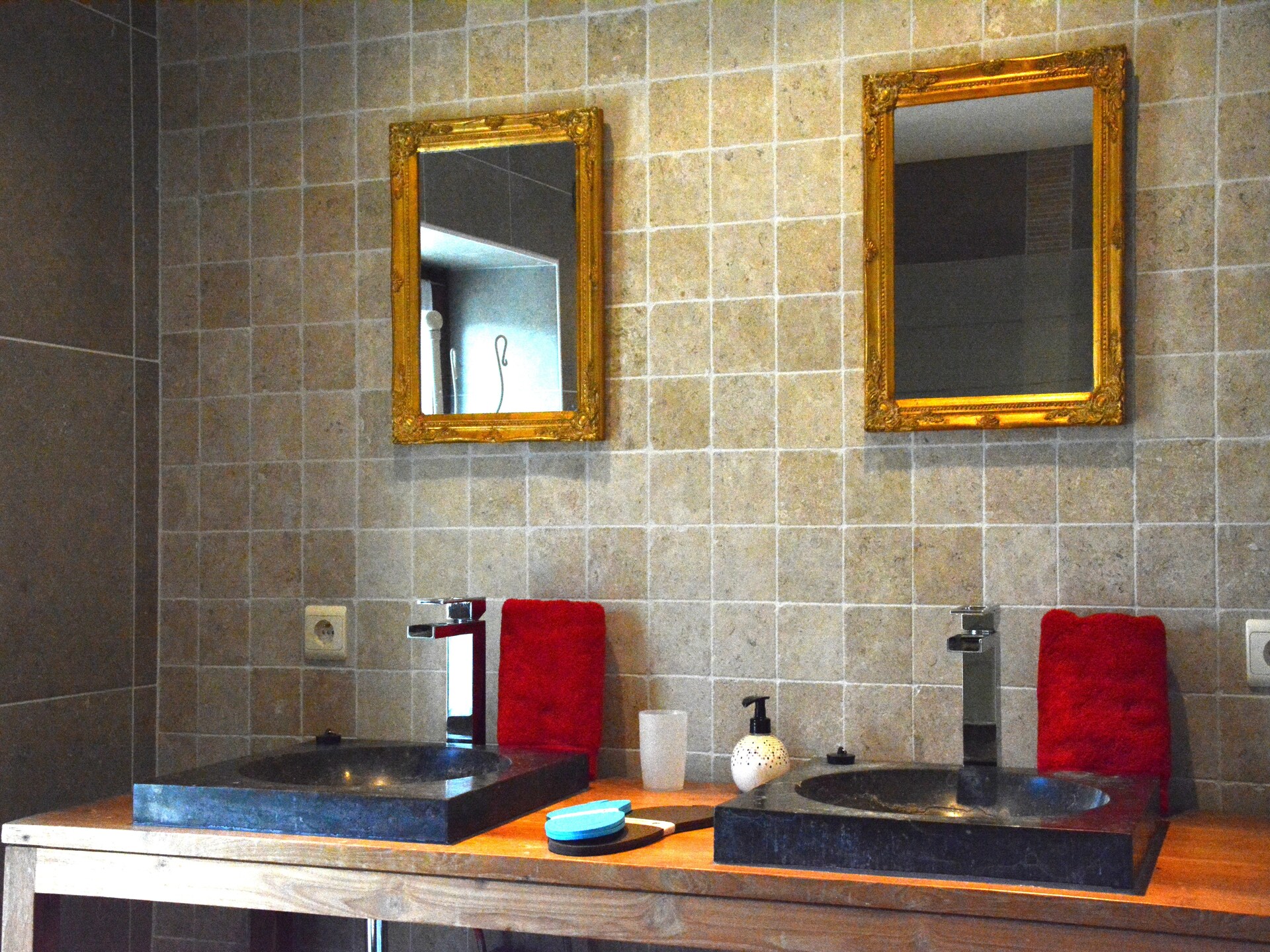 Vakantiehuis met privézwembad en bubbelbad in Redu, Ardennen - foto 20