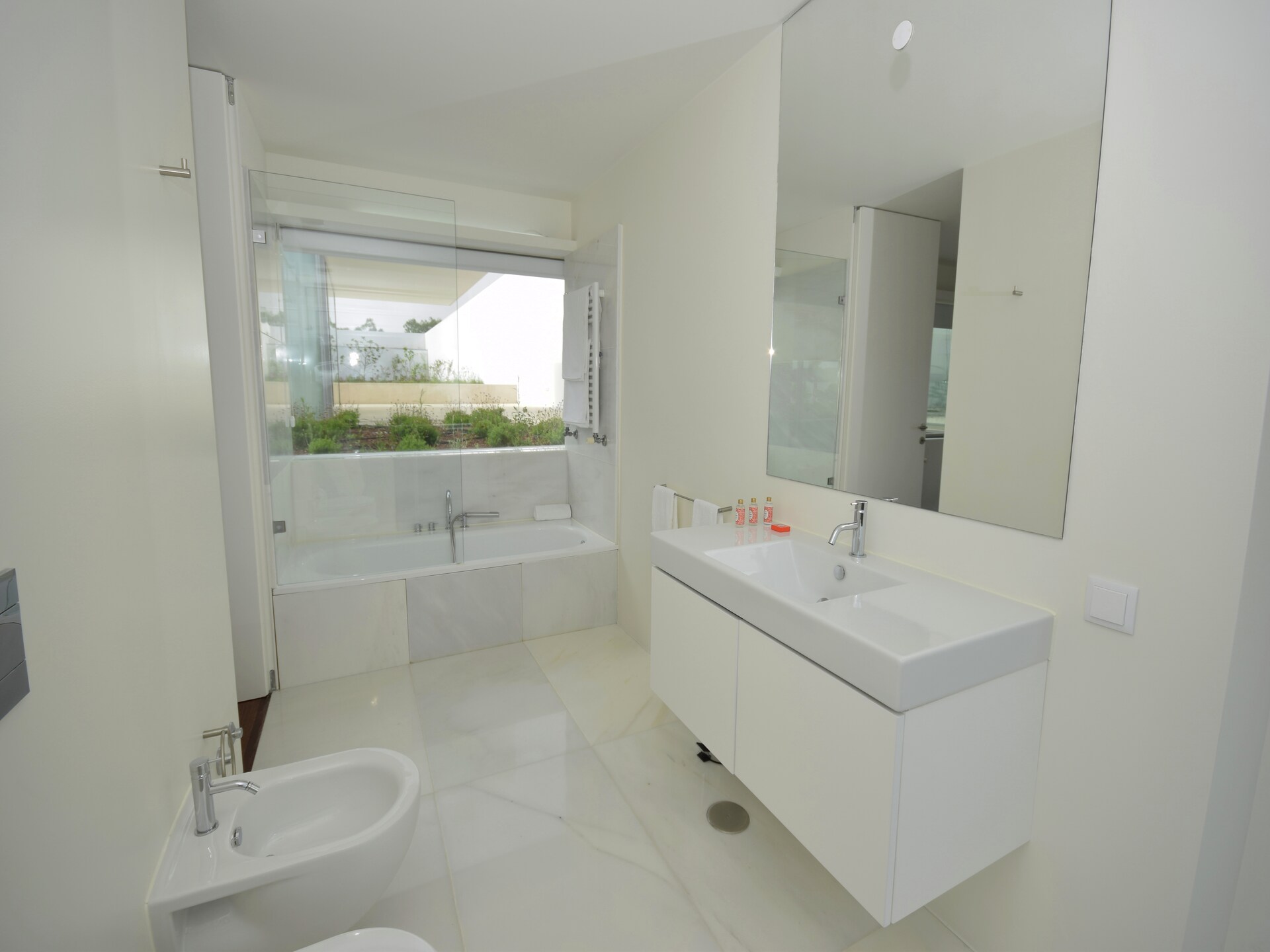 Villa Gonzalo: Luxe designvilla met privézwembad aan golfcourse in Óbidos - foto 31