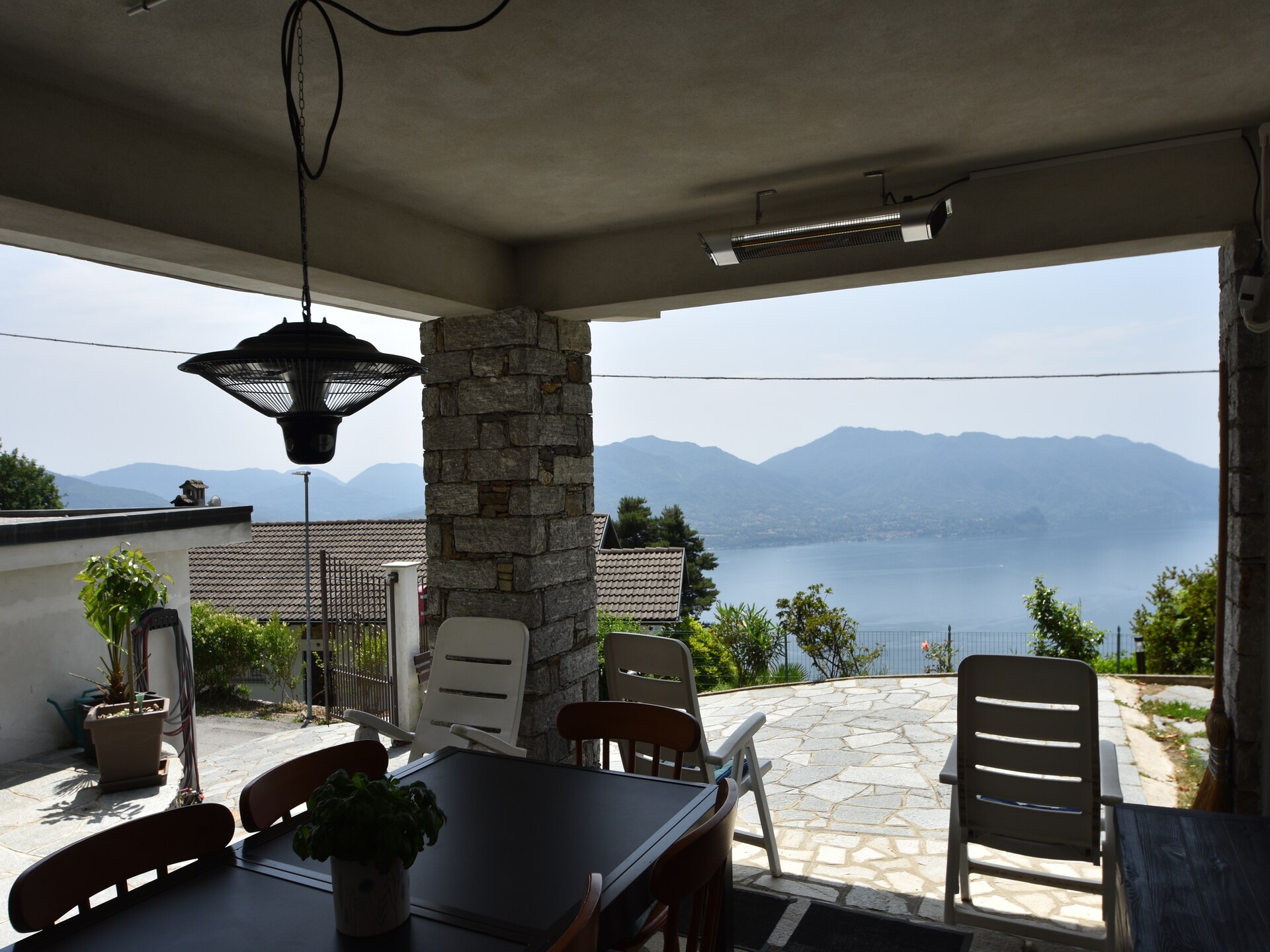 Casa Antonia: vrijstaand huis met grote tuin bij Lago Maggiore - foto 19