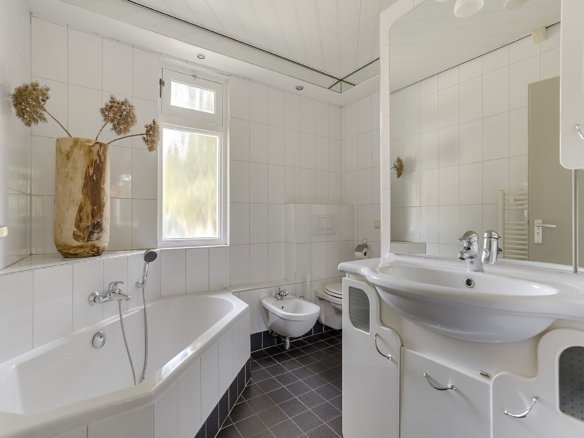 Luxe 6-persoonsvilla op rustig vakantiepark in Uden - foto 14